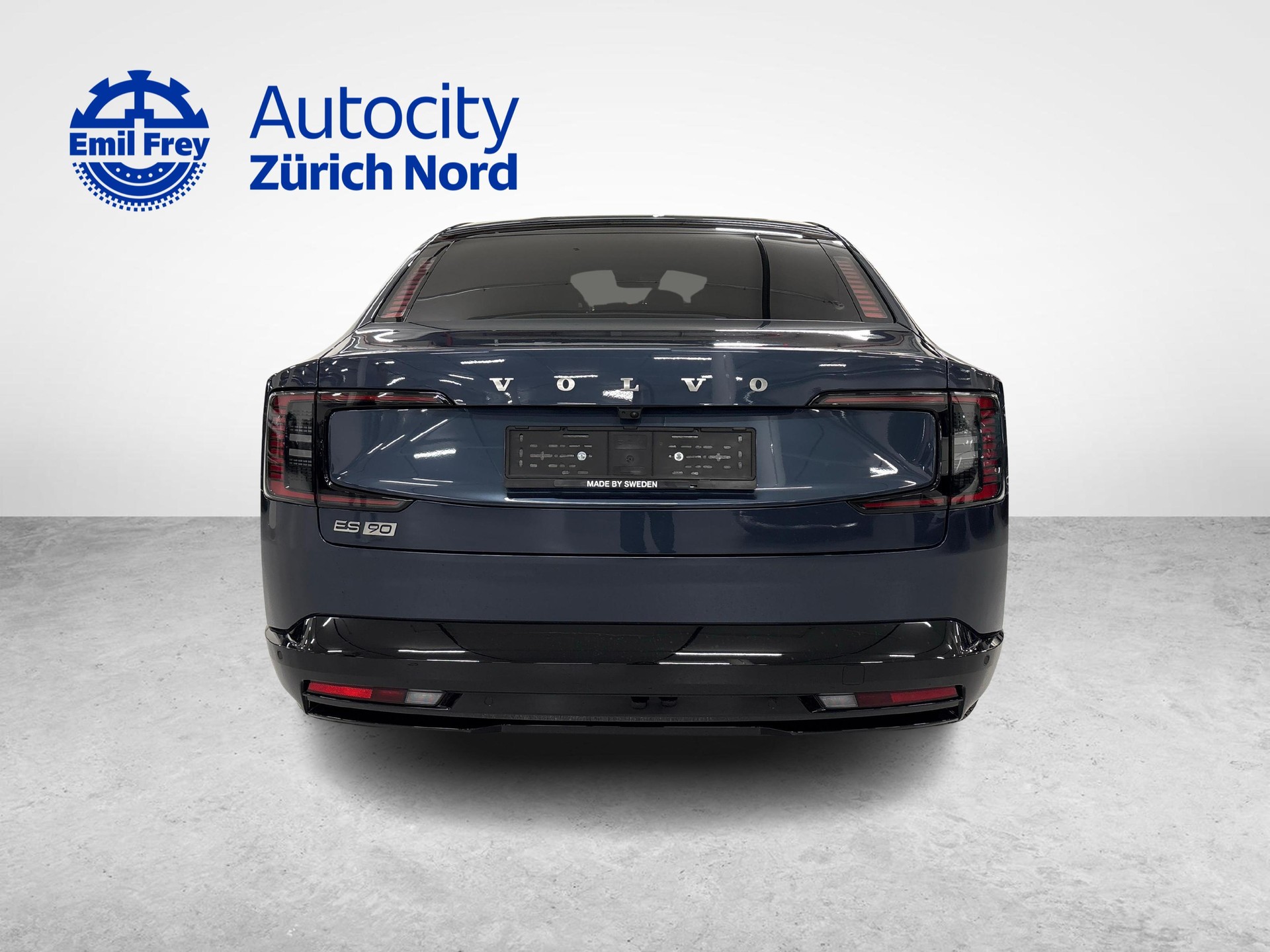 VOLVO ES90 Plus-showroom-element-3