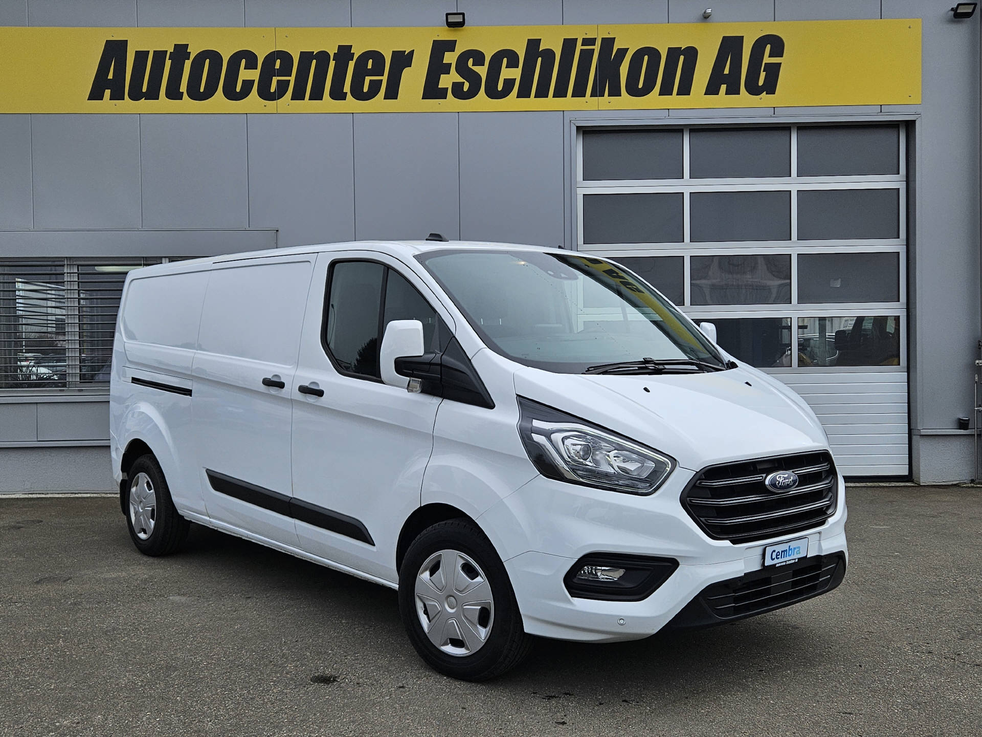FORD Transit Custom Van 320 L2 2.0 TDCi 130 Trend * Nutzlast von 1'066KG * Anhängelast von 2'800KG *-showroom-element-2