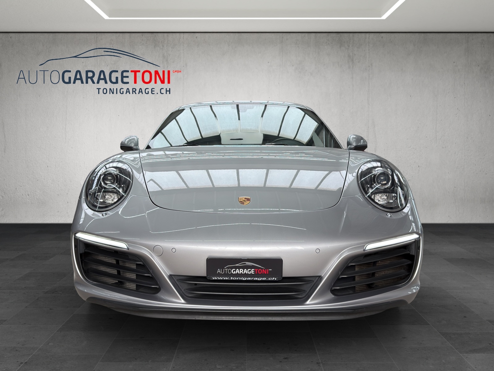 PORSCHE 911 Carrera 4 PDK-showroom-element-2