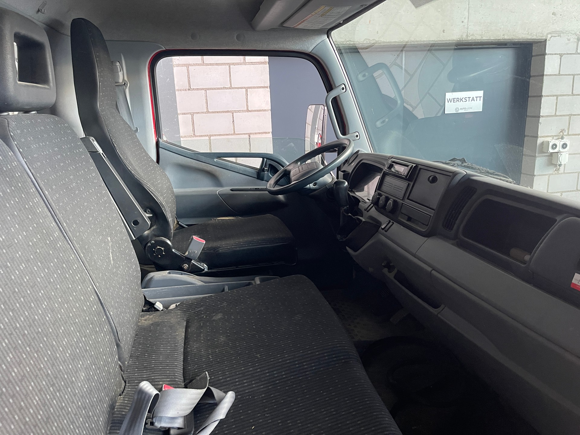 MITSUBISHI FUSO 3C15-image-2