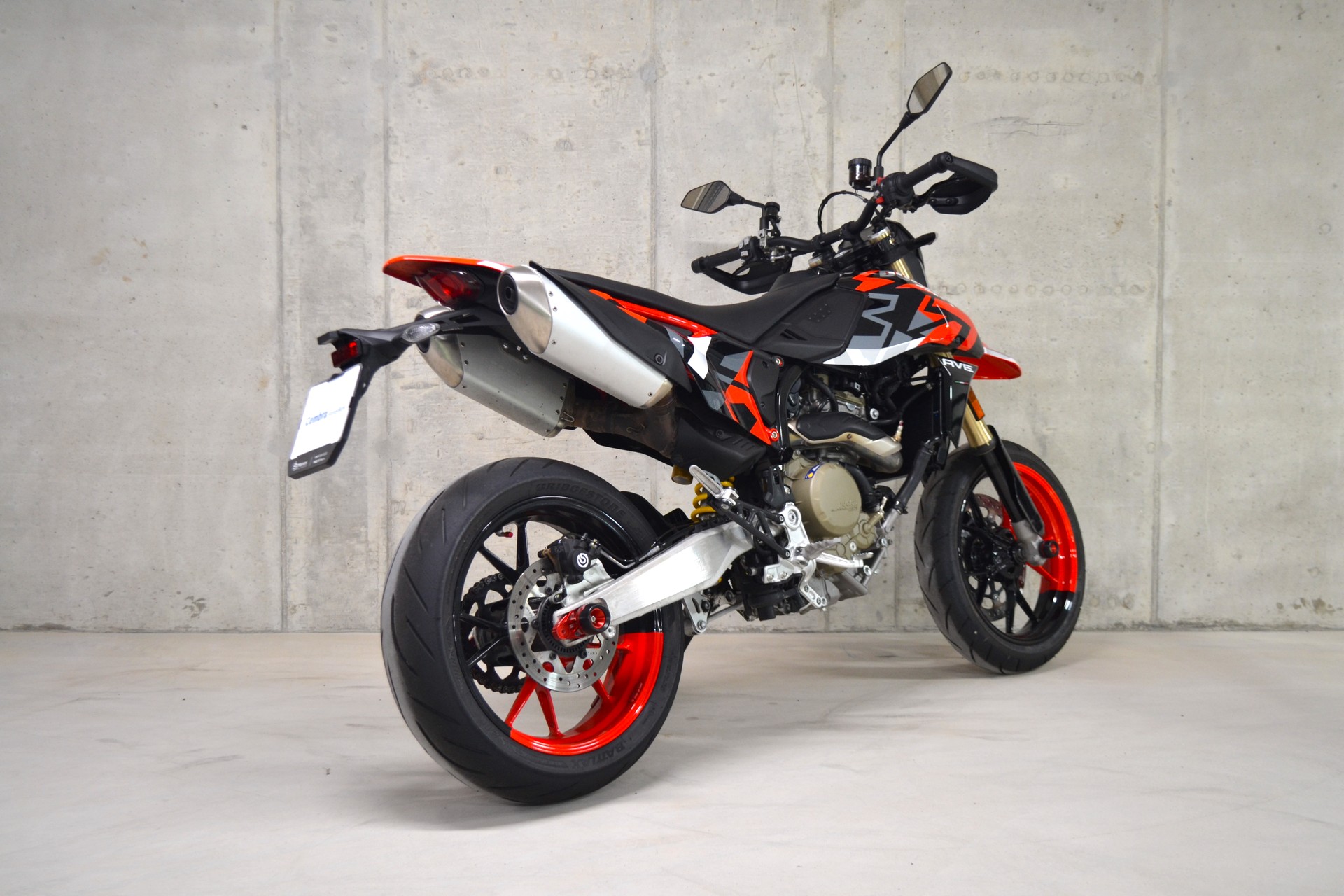 DUCATI Hypermotard 698 Mono RVE (35kW)-image-3