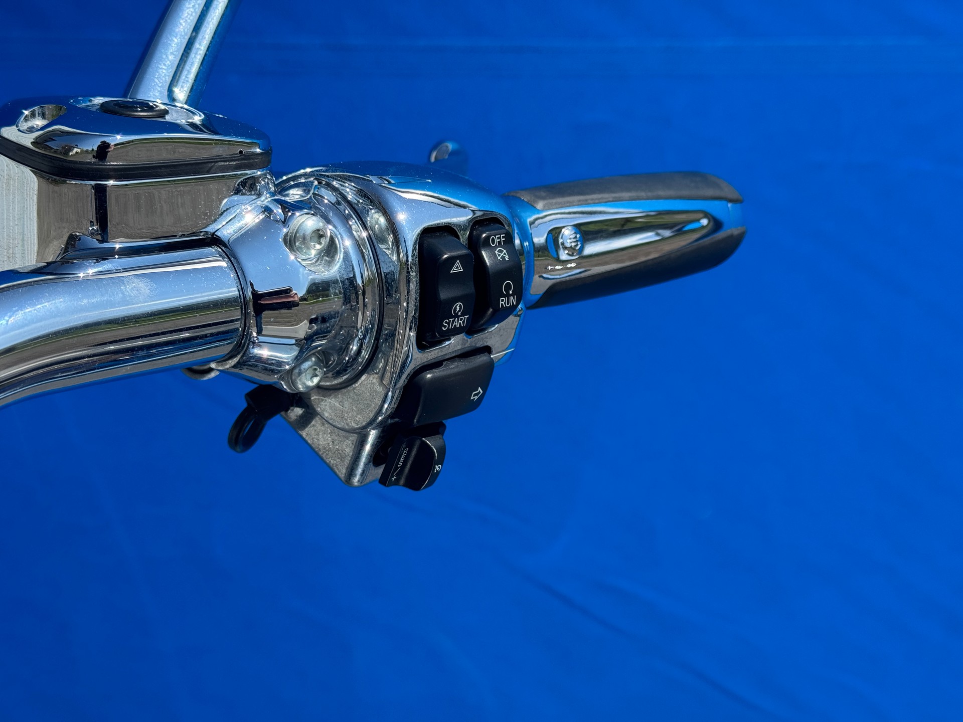 HARLEY-DAVIDSON FXSBSE Softail Breakout ABS CVO-image-11