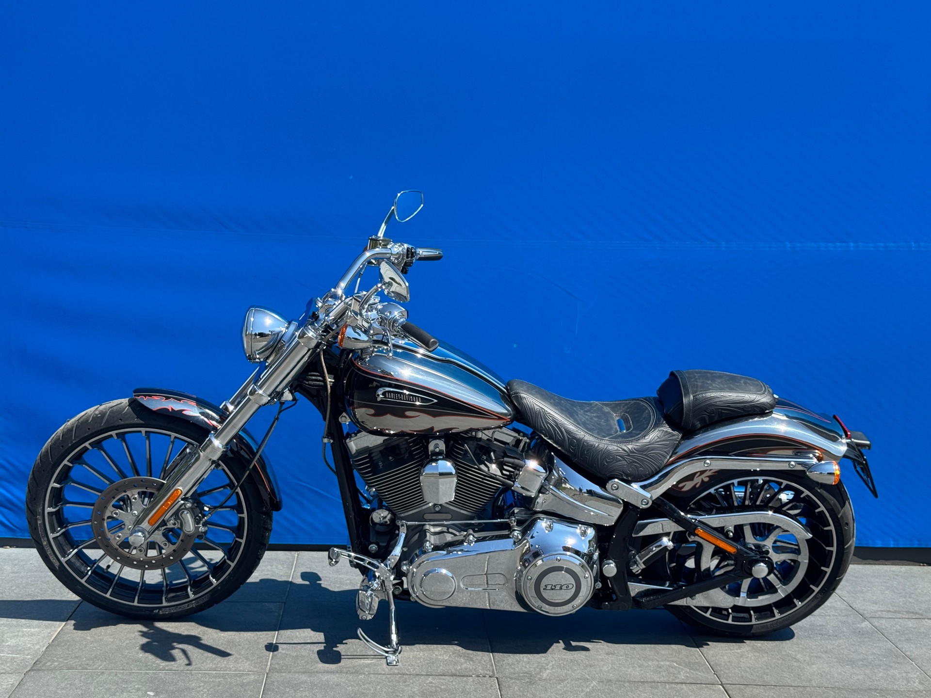 HARLEY-DAVIDSON FXSBSE Softail Breakout ABS CVO-image-4