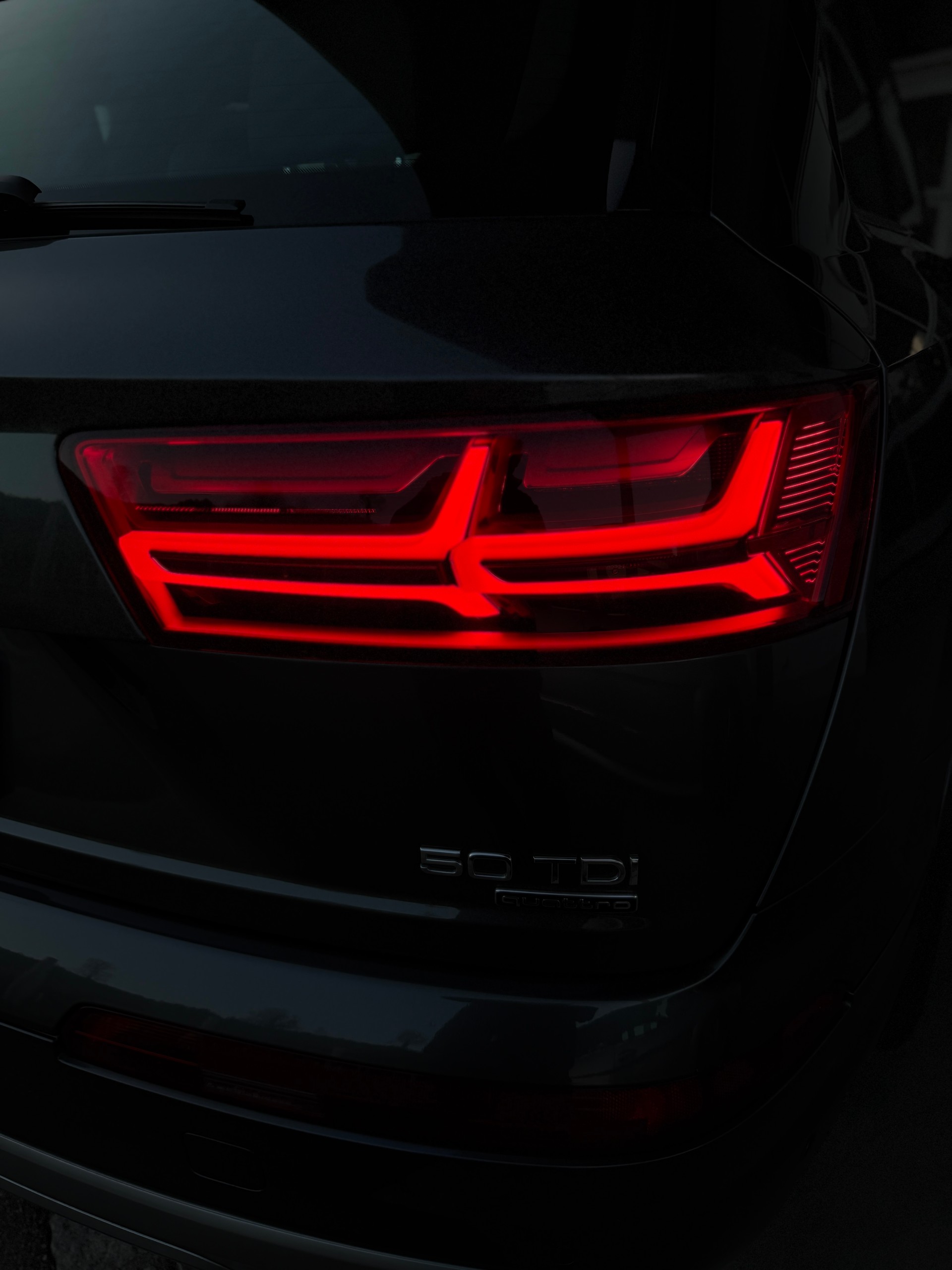 AUDI Q7 50 TDI quattro tiptronic-image-27