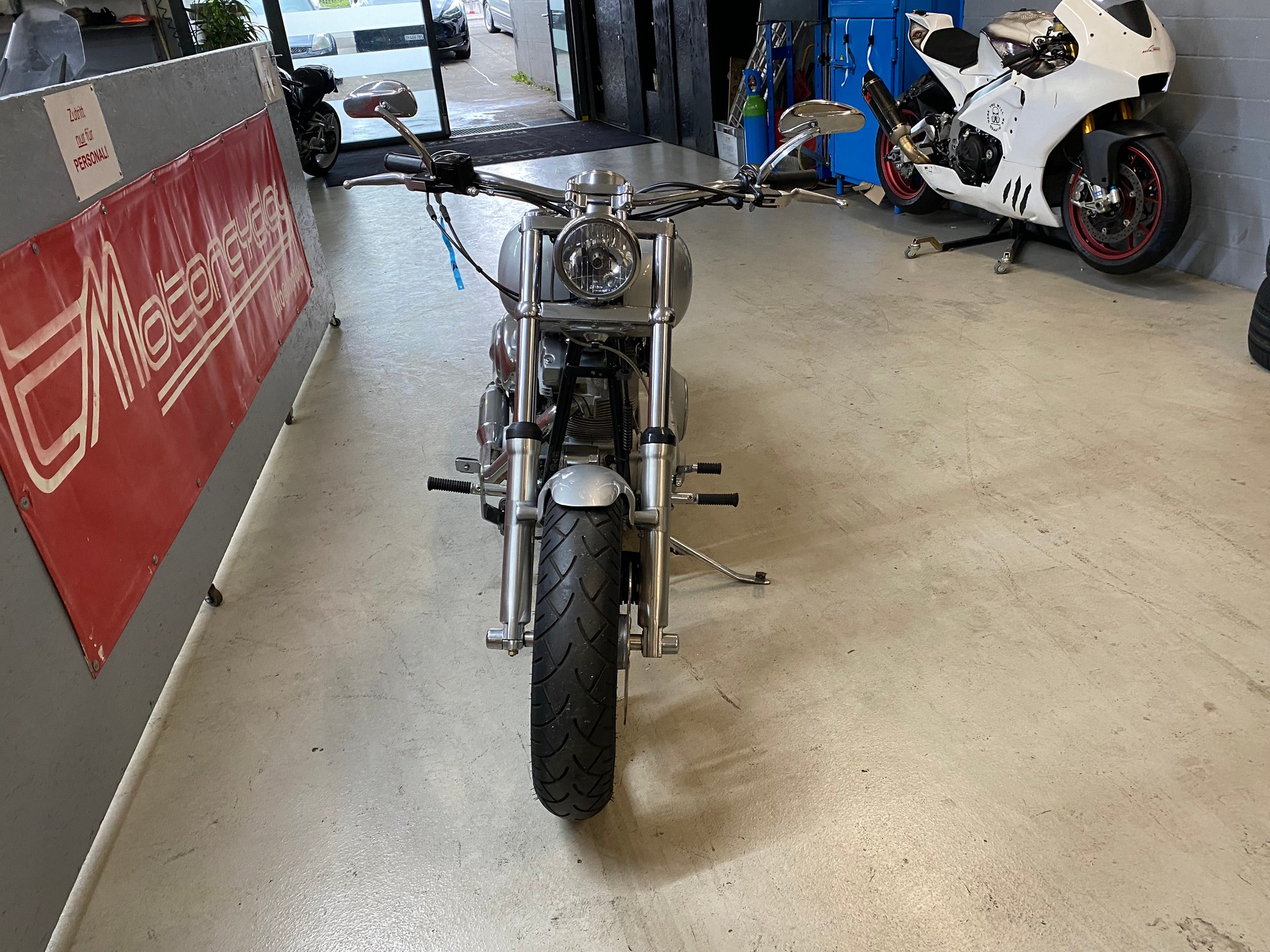 HARLEY-DAVIDSON FXSTD Deuce-image-1