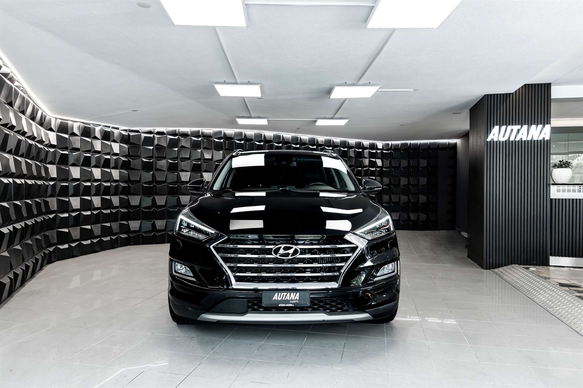 HYUNDAI Tucson 2.0 CRDI Vertex Mild Hybrid 4WD Automatic-showroom-element-3