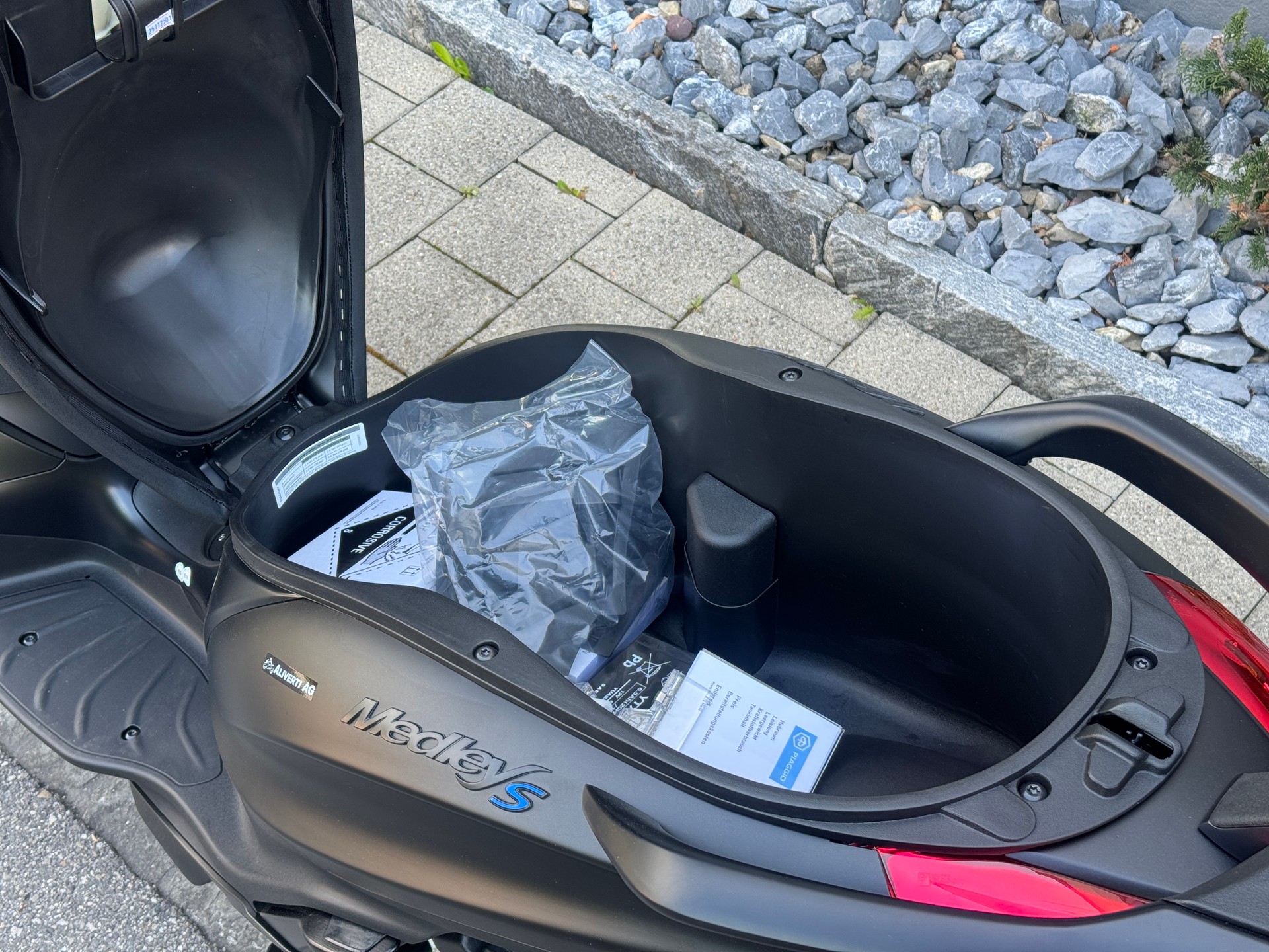 PIAGGIO Medley 125 Sport E5+-image-14