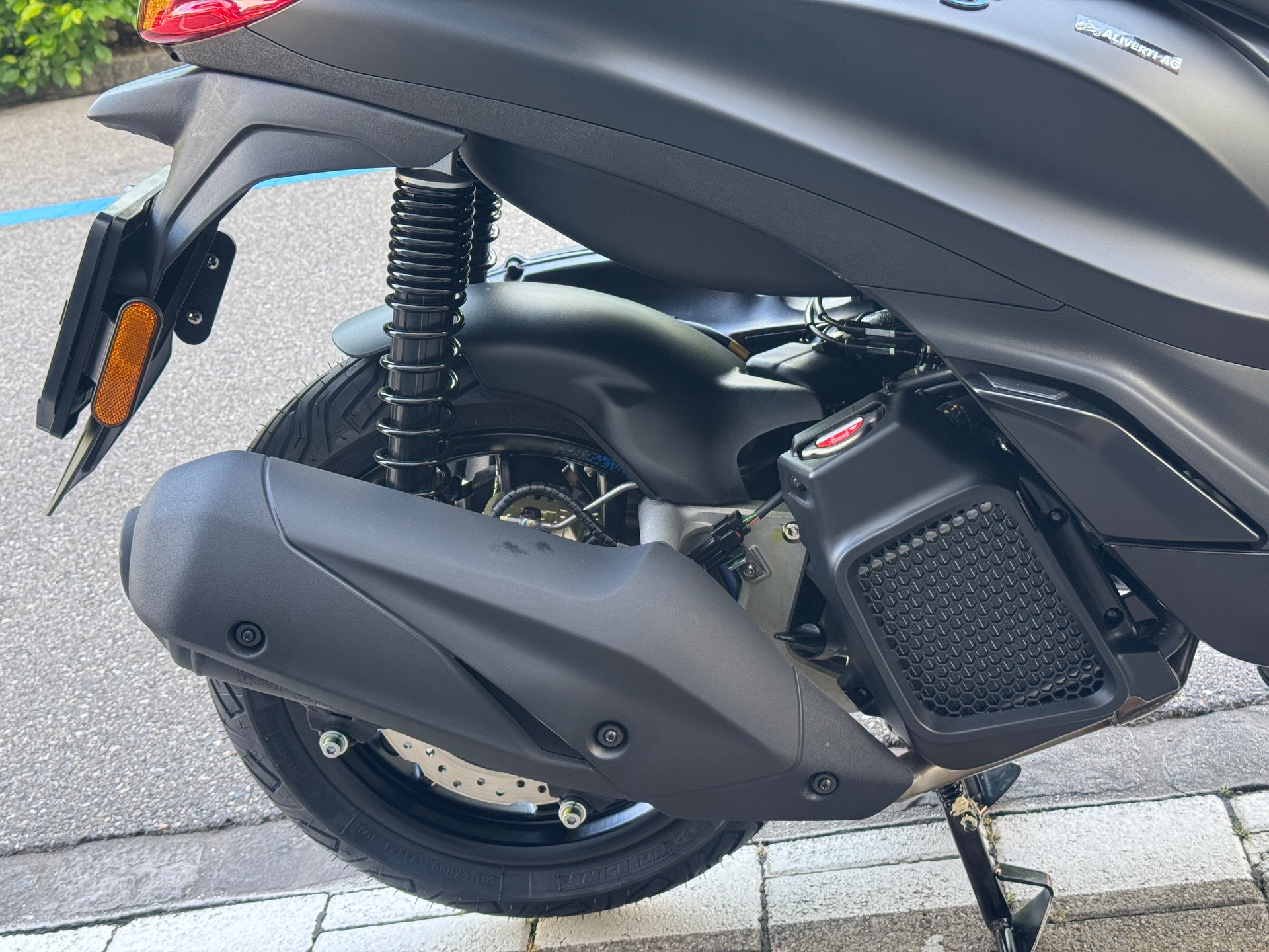 PIAGGIO Medley 125 Sport E5+-image-10