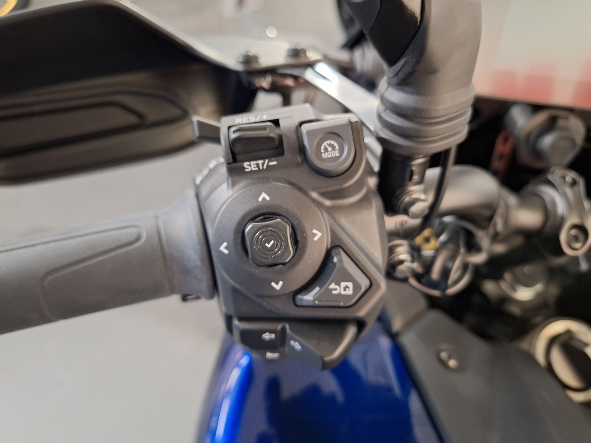 YAMAHA Tracer 9 GT+ Y-AMT-image-3