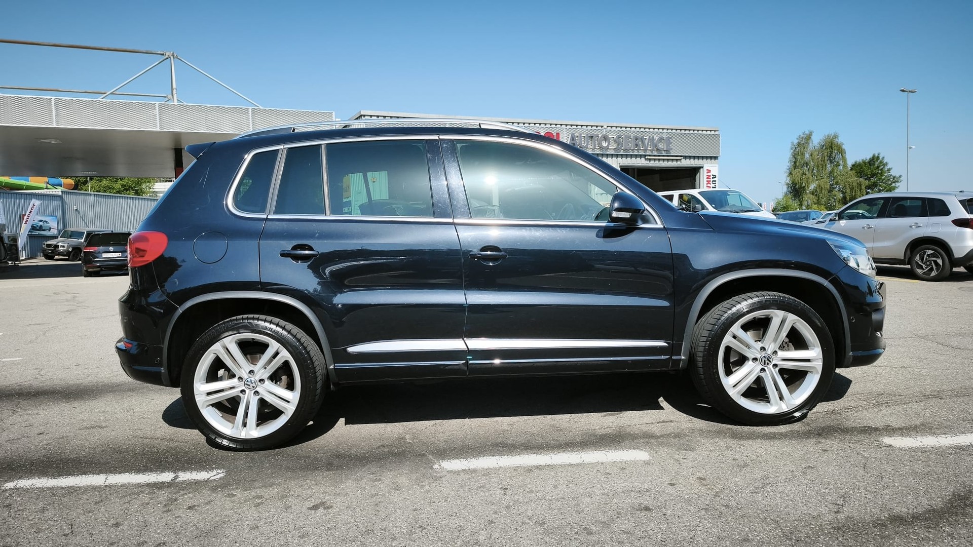 VW Tiguan 2.0 TSI Sport&Style 4Motion DSG-image-11