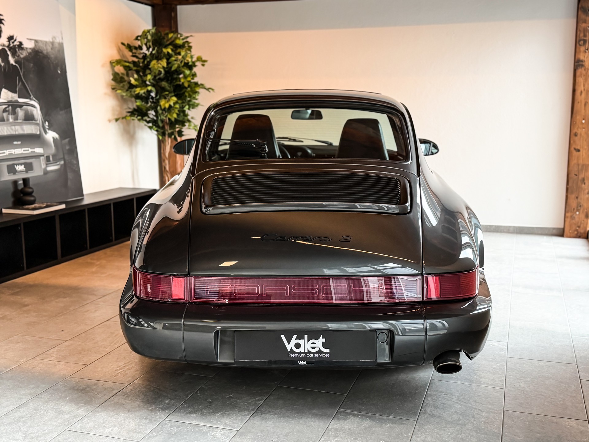 PORSCHE 911 Carrera 2-image-6
