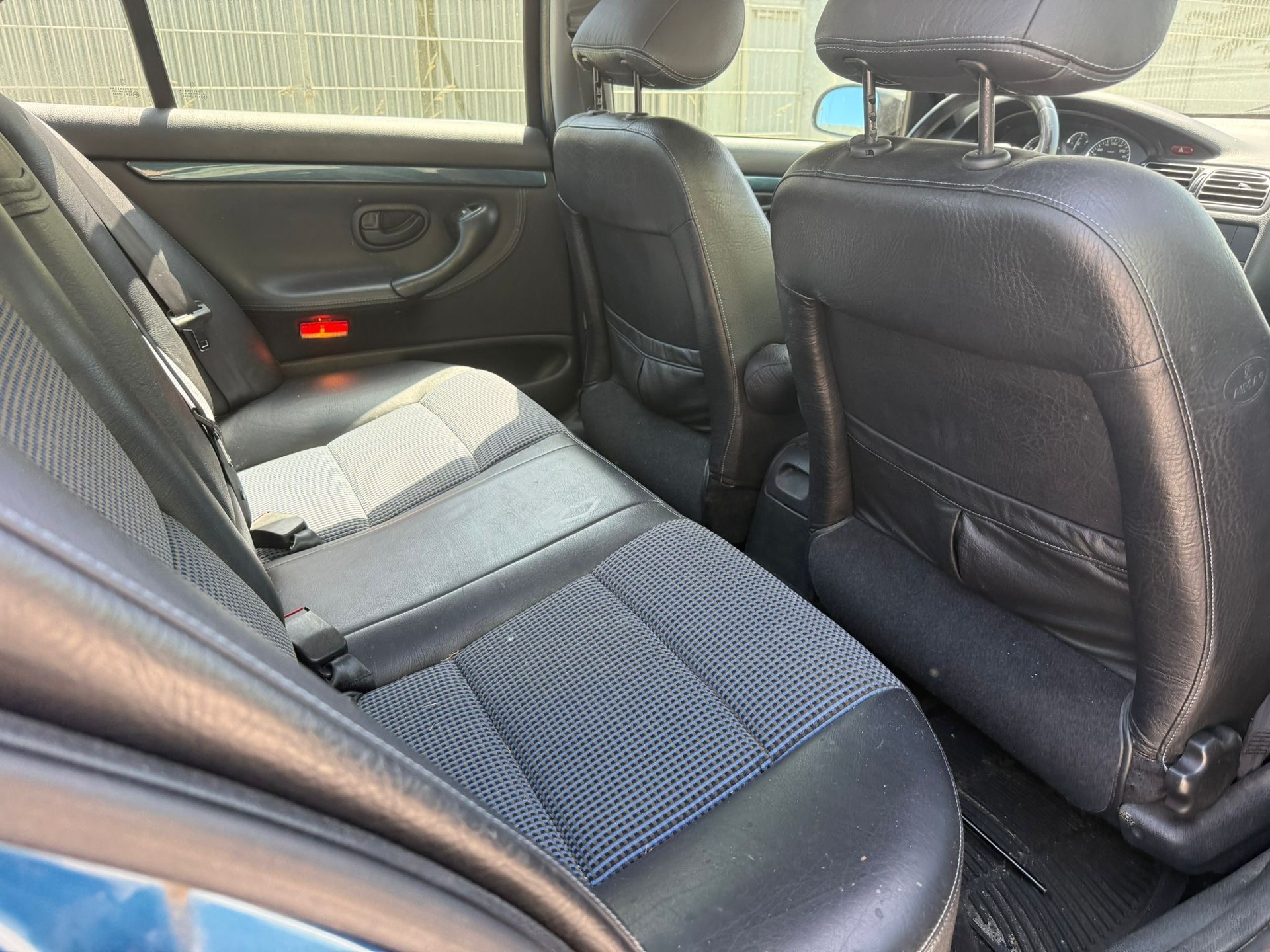 PEUGEOT 406 Sportline 2.2 16V-image-7