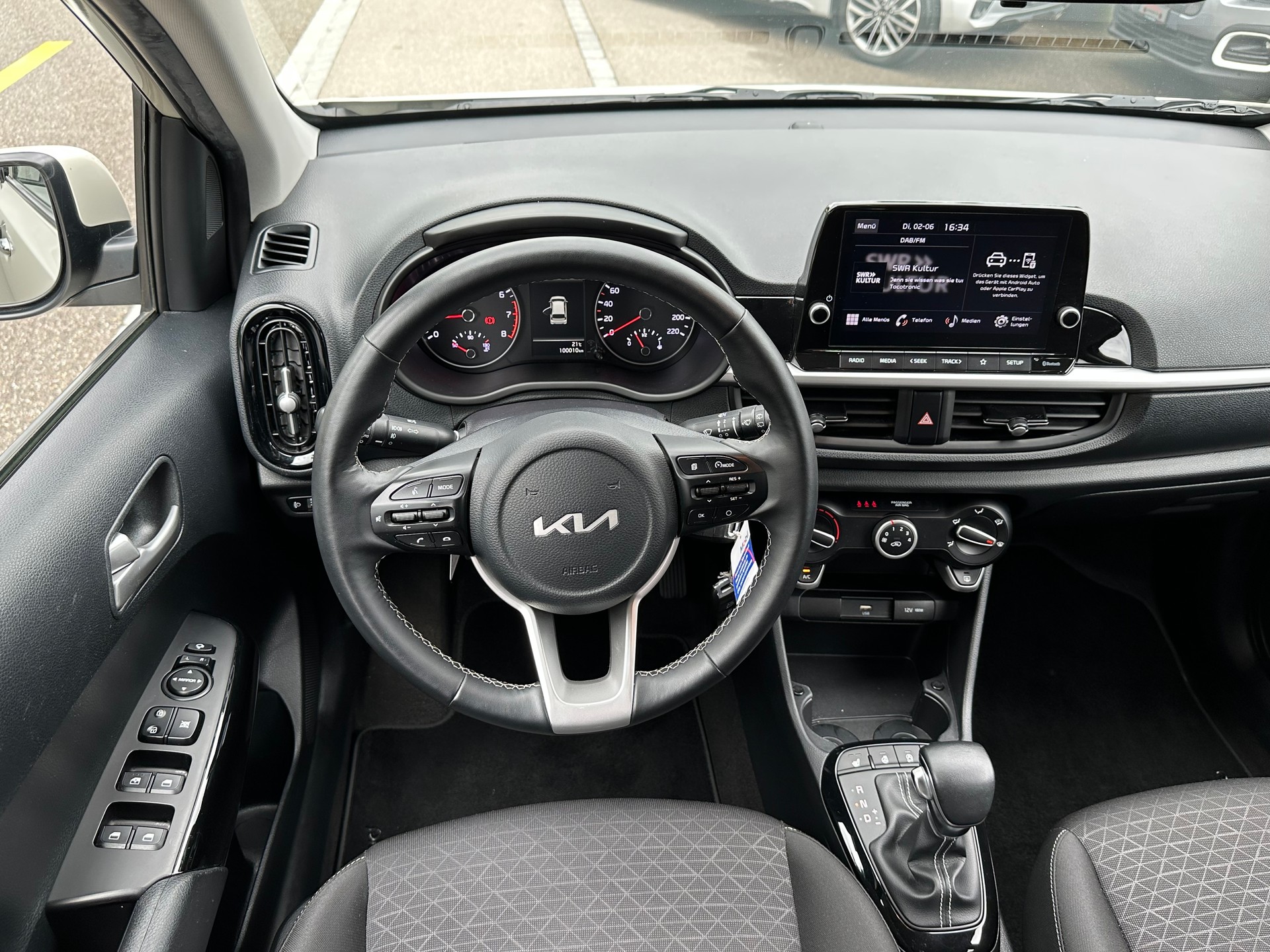 KIA Picanto 1.0 CVVT First Edition AMT-image-12