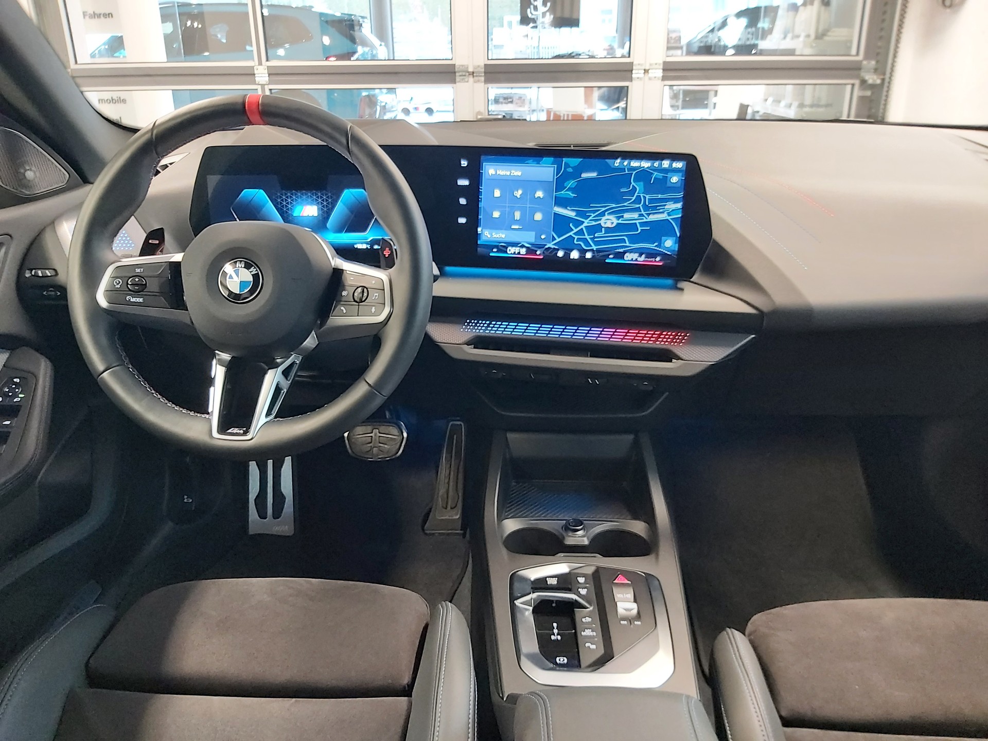BMW M235 xDrive Gran Coupé-image-12