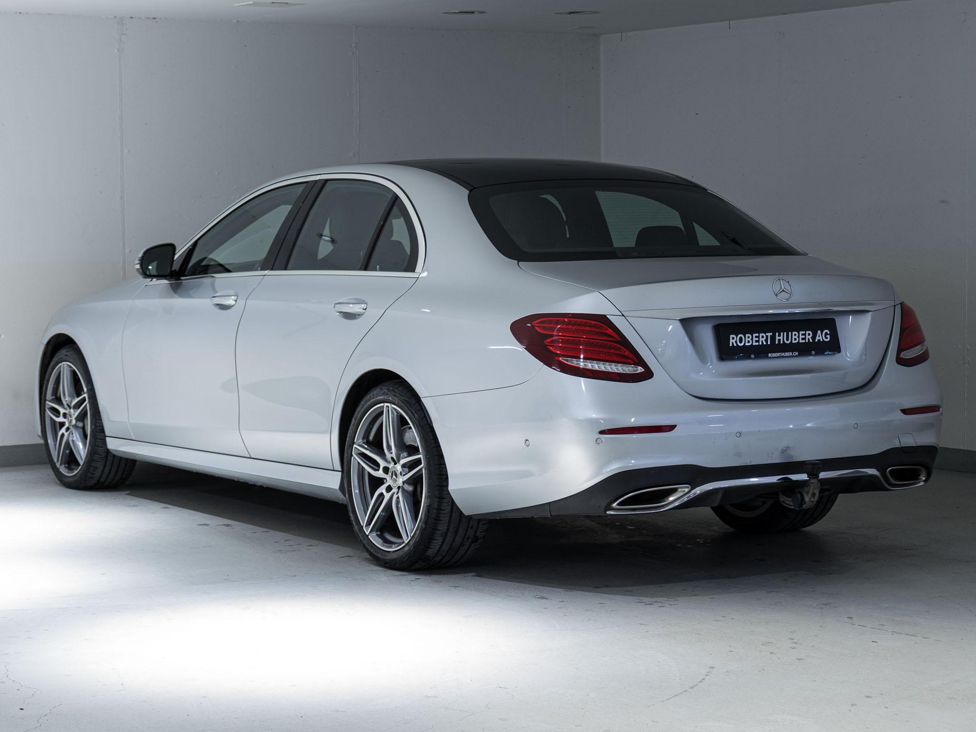 MERCEDES-BENZ E 450 4MATIC-image-3