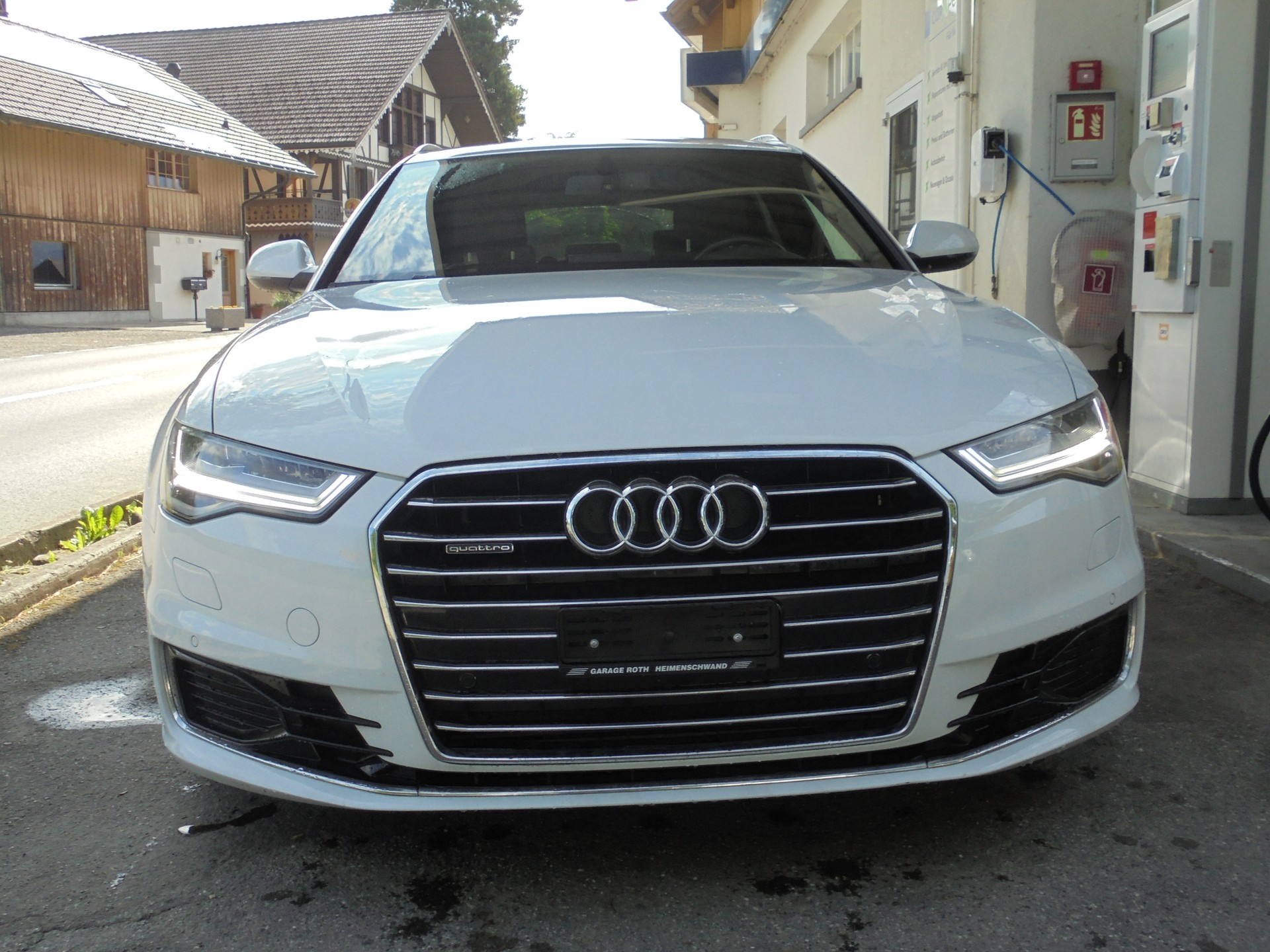 AUDI A6 Avant 3.0 TDI V6 quattro S-tronic-image-1