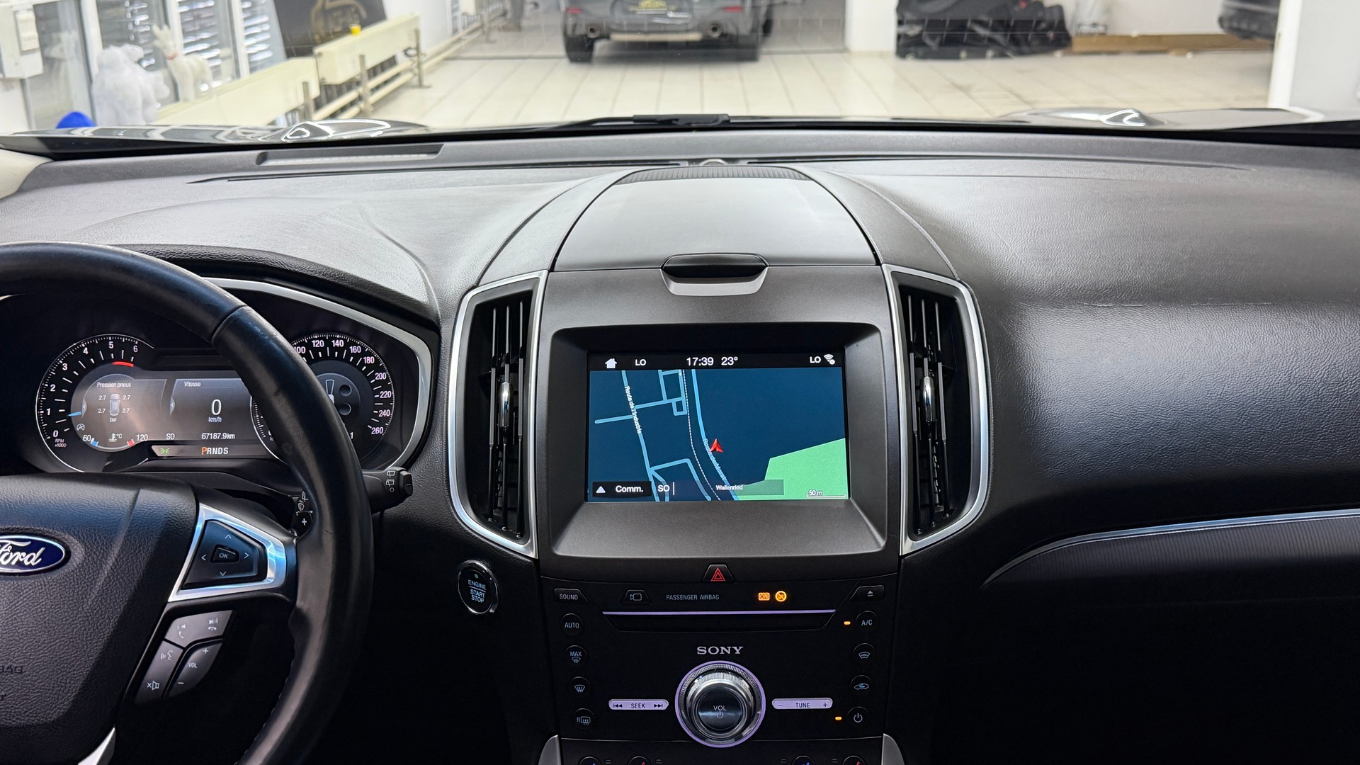 FORD Edge 2.0 TDCi Titanium 4WD PowerShift-image-11