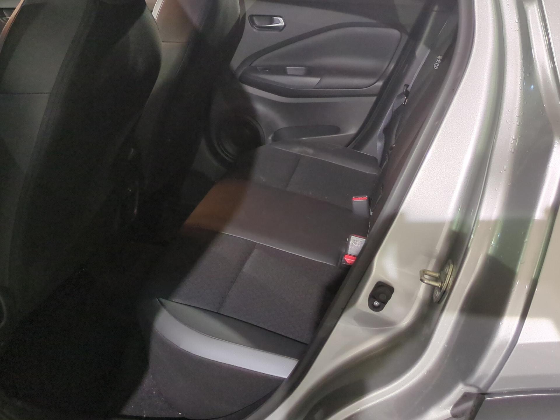 NISSAN Juke 1.0 DIG-T N-Connecta DCT-image-14