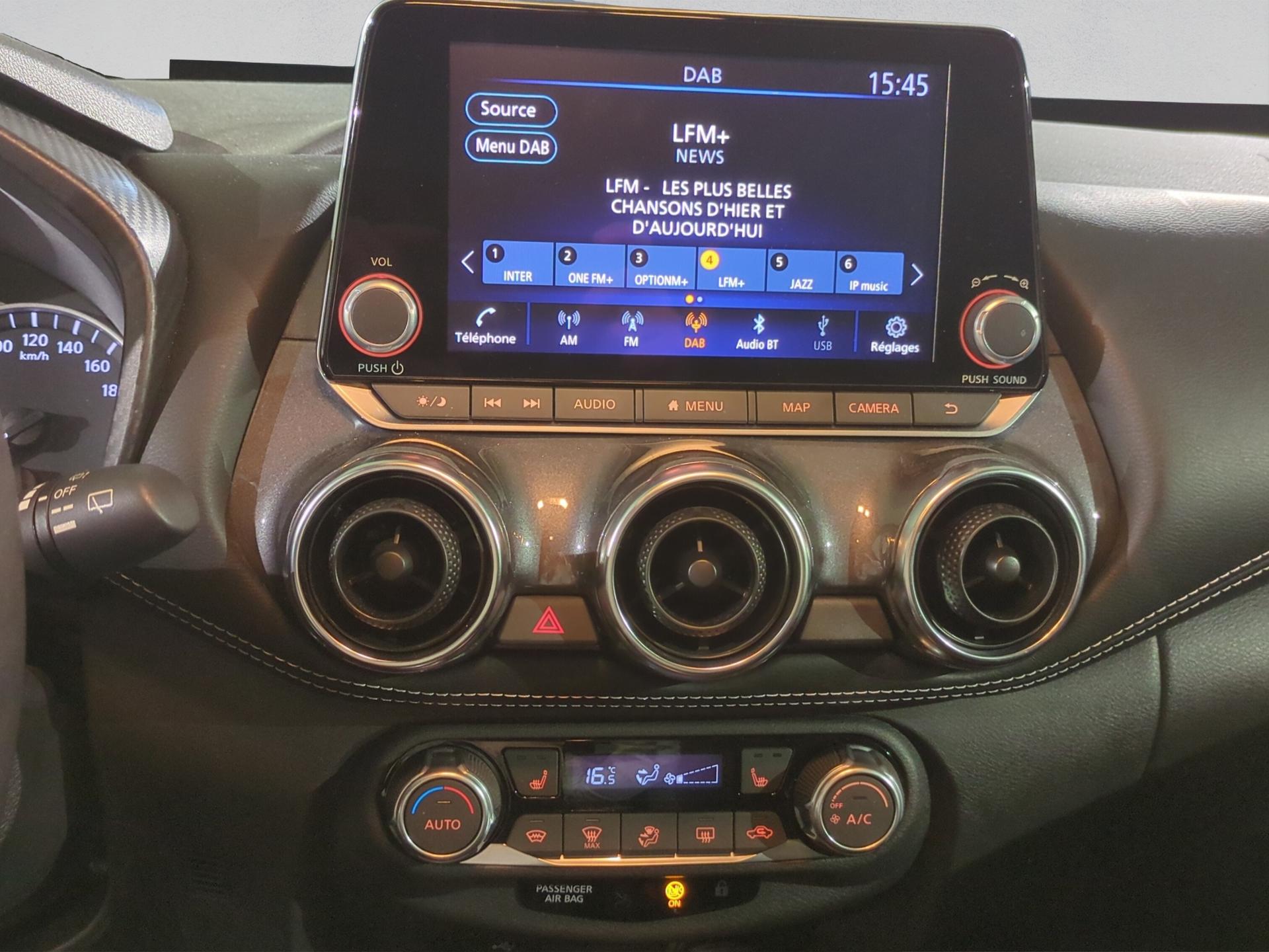 NISSAN Juke 1.0 DIG-T N-Connecta DCT-image-11