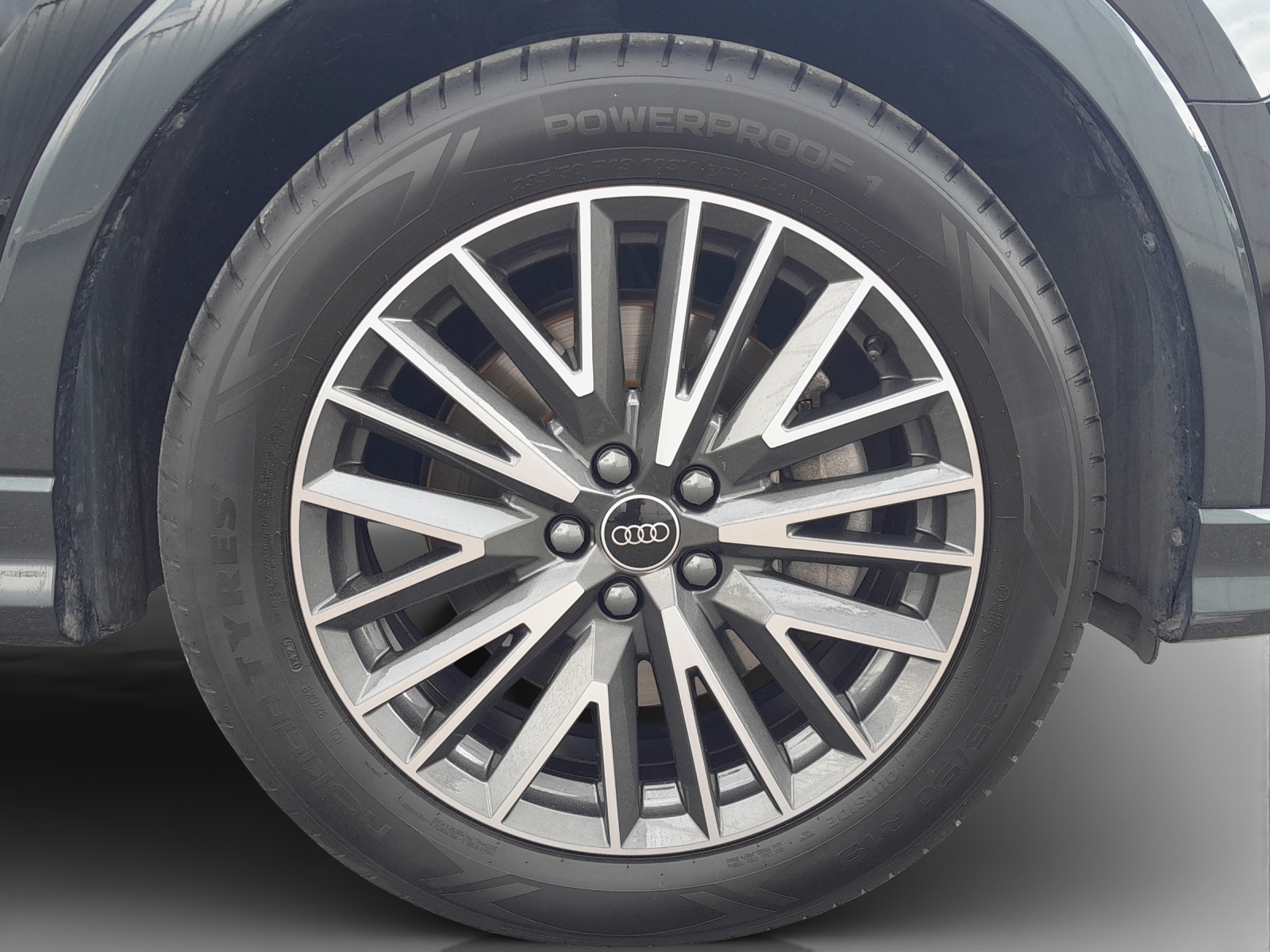 AUDI Q3 Sportback 40 TFSI S line quattro S-tronic-image-12