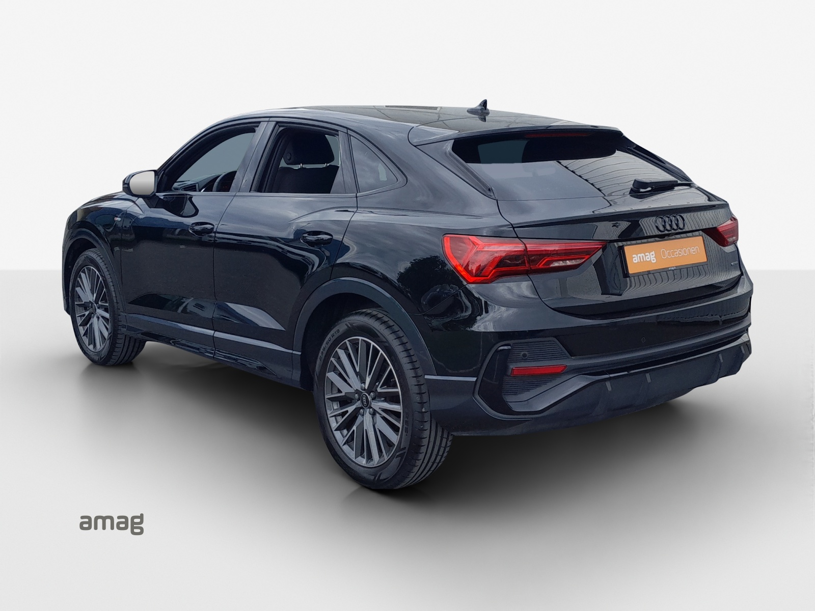 AUDI Q3 Sportback 40 TFSI S line quattro S-tronic-showroom-element-2