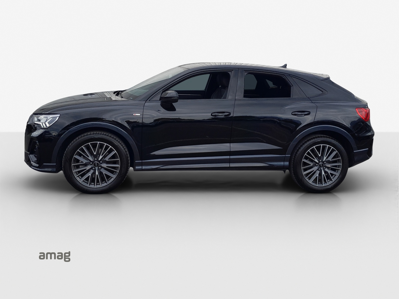 AUDI Q3 Sportback 40 TFSI S line quattro S-tronic-showroom-element-1
