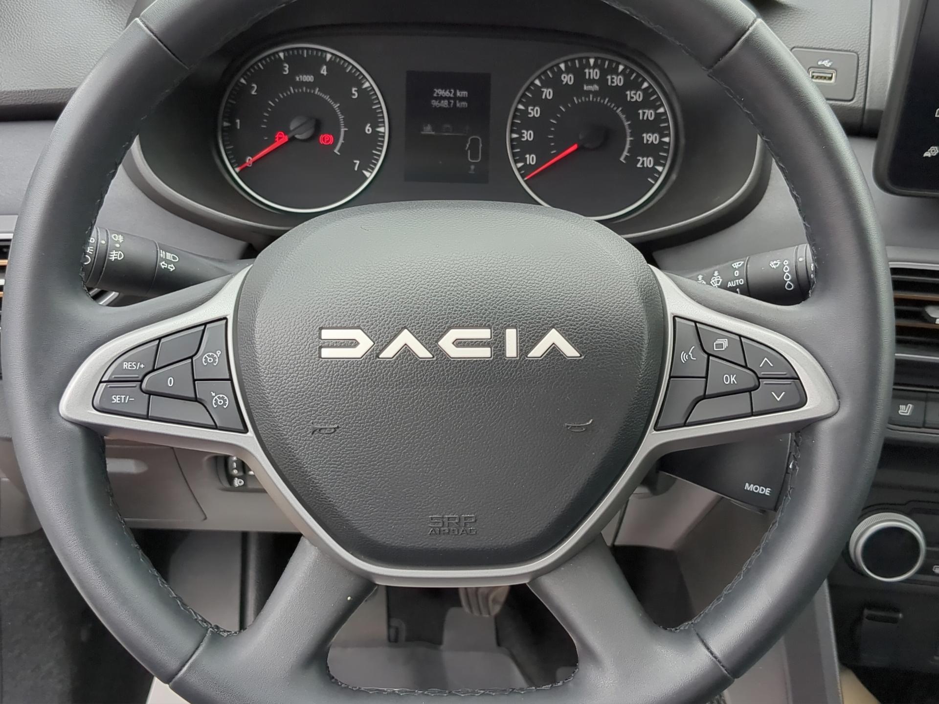 DACIA Jogger TCe 110 Extreme-image-9