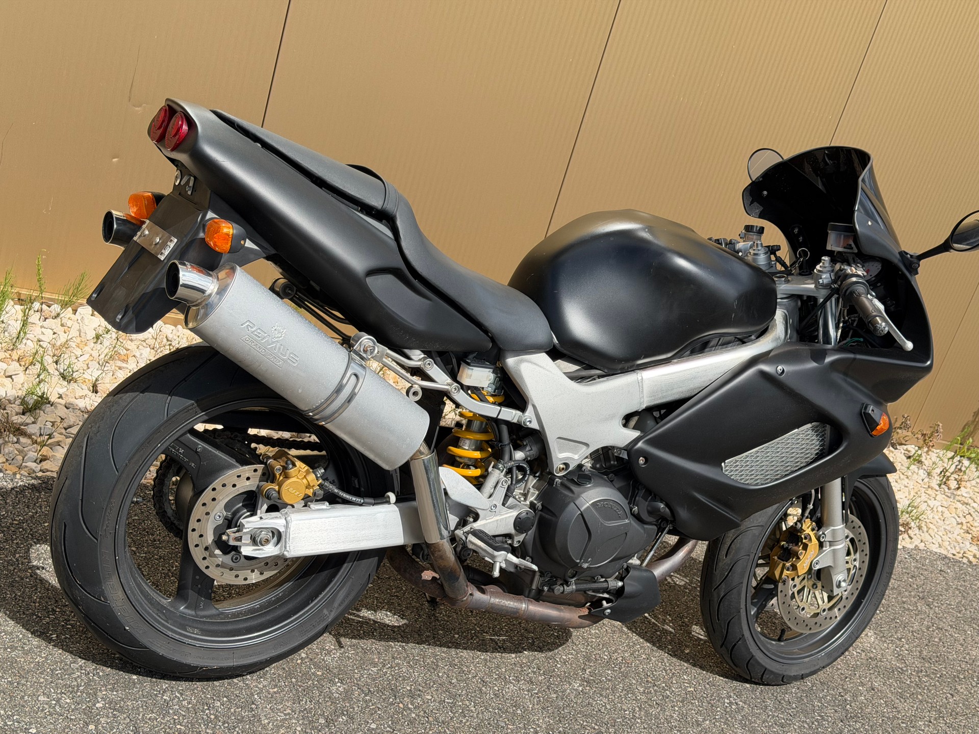 HONDA VTR 1000 F V-X Fire Storm-image-4