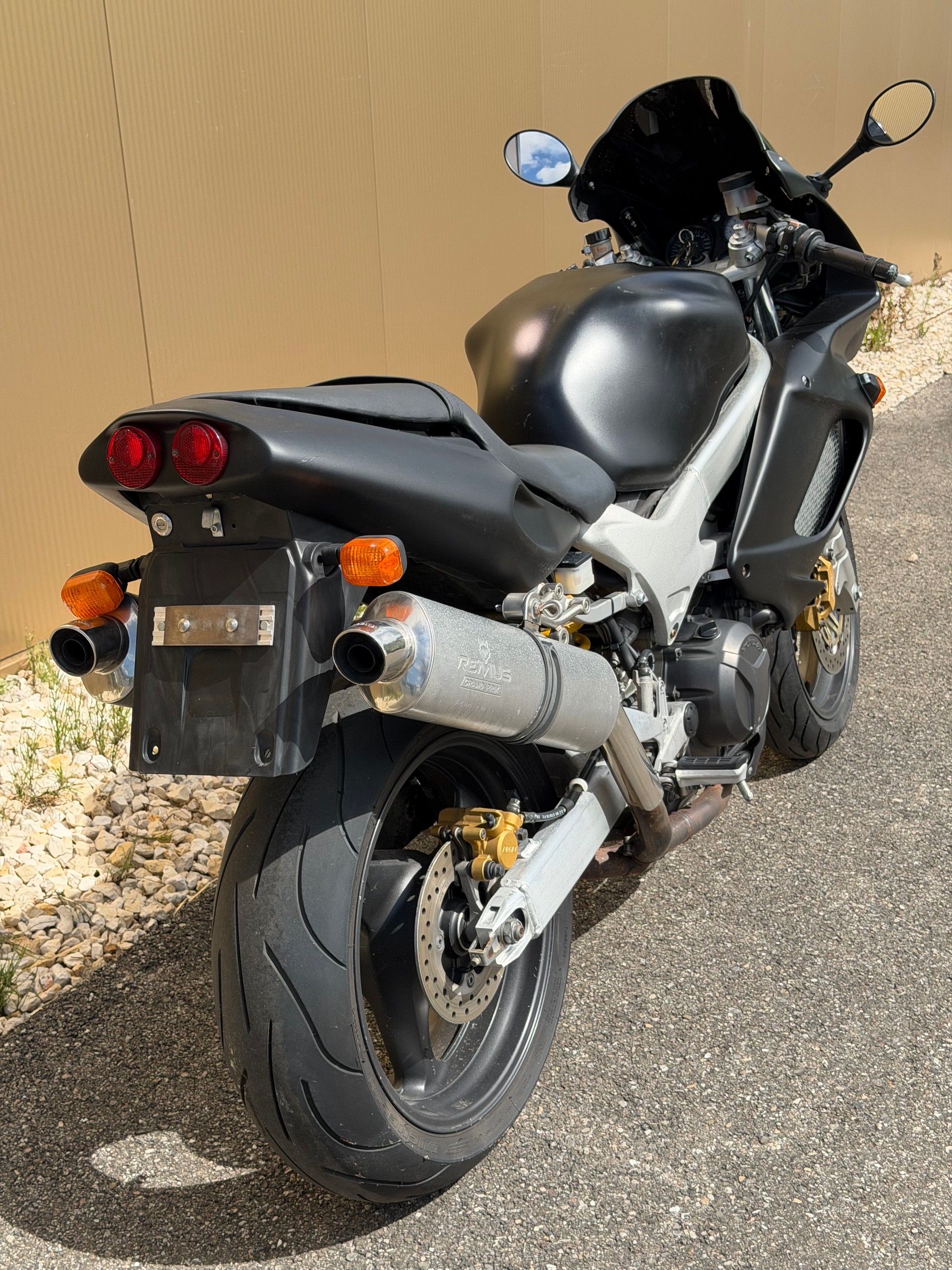 HONDA VTR 1000 F V-X Fire Storm-image-5