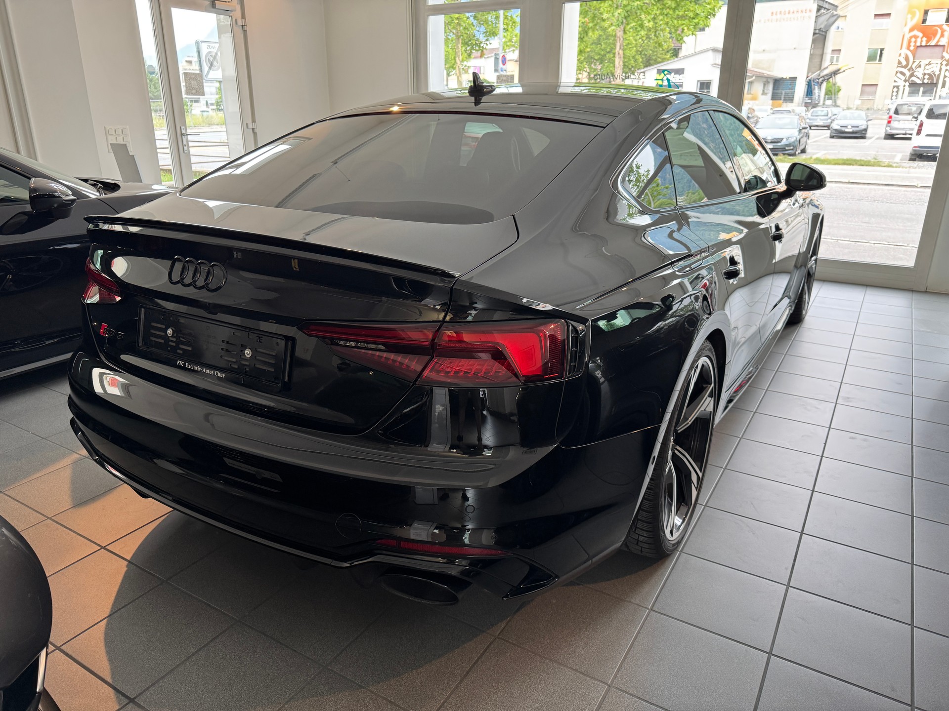 AUDI RS5 Sportback 2.9 TFSI quattro tiptronic-image-5