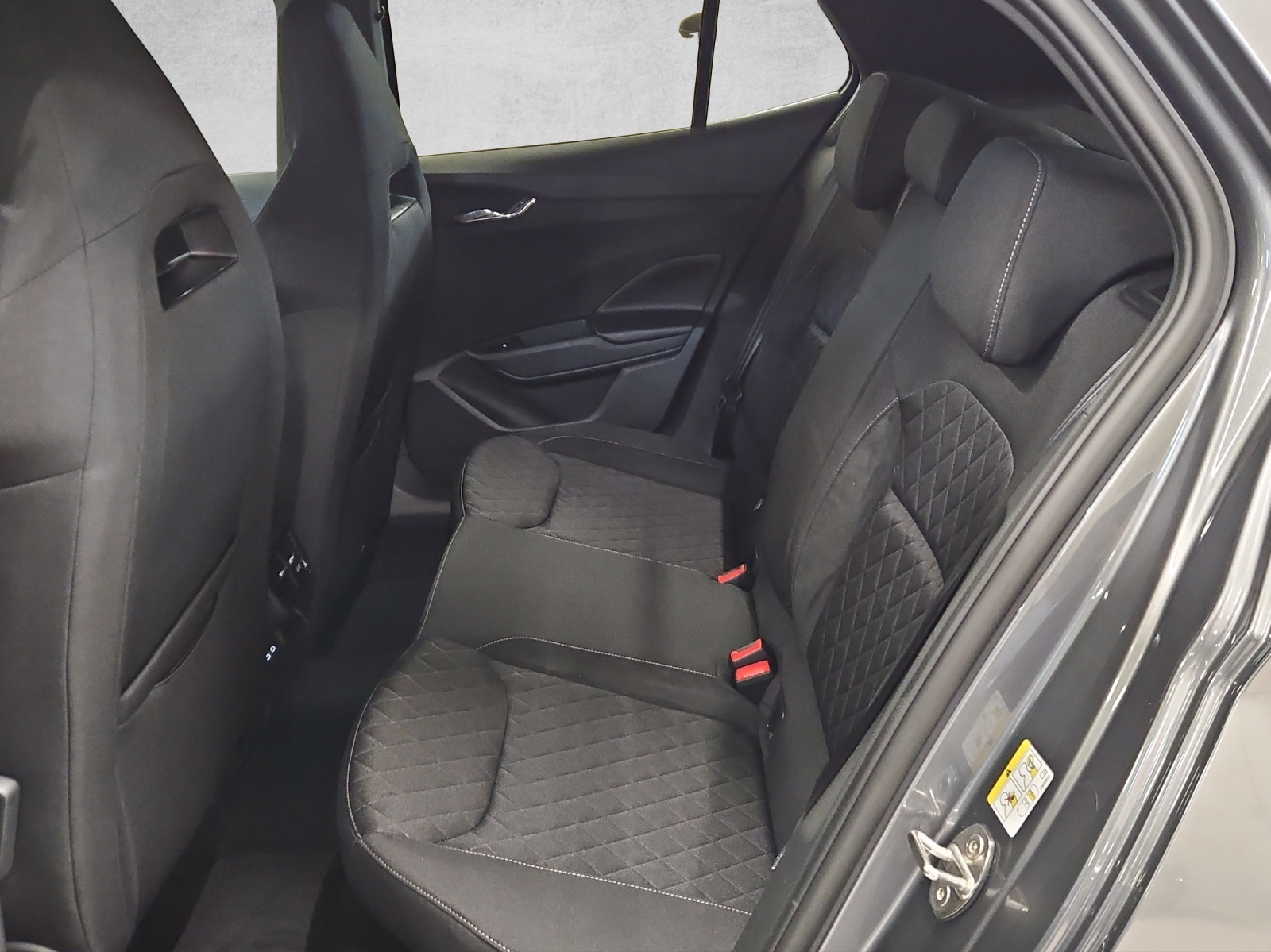 SKODA Fabia 1.0 TSI Dynamic DSG-image-9