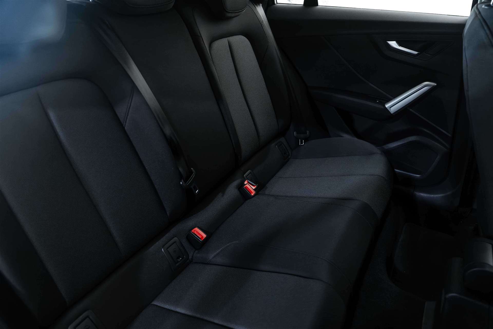 AUDI Q2 35 TFSI S-tronic 150PS-image-13