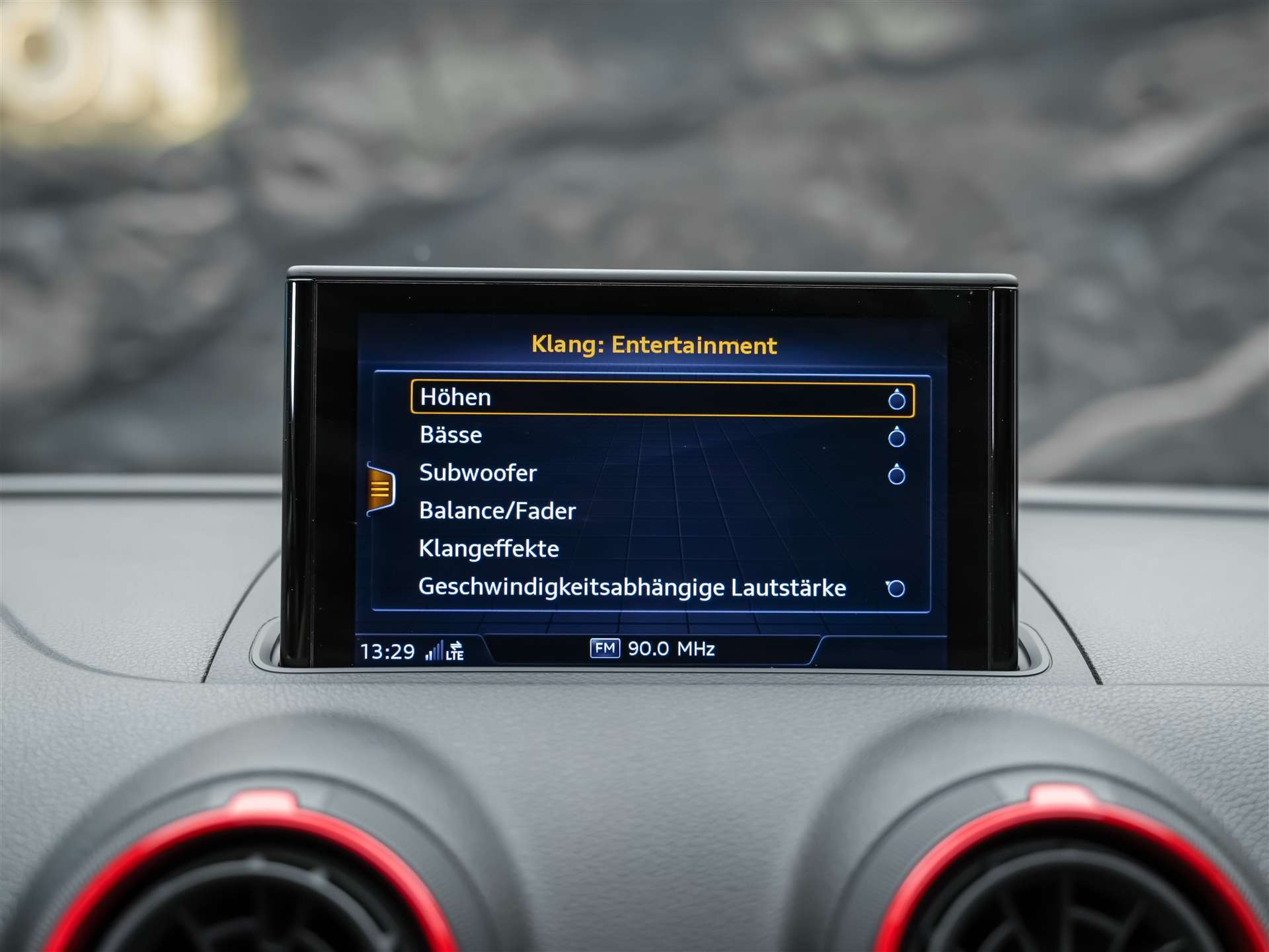 AUDI RS3 Sportback 2.5 TSI quattro S-tronic *Panorama*Eventuri*Maxton*KW*-image-36