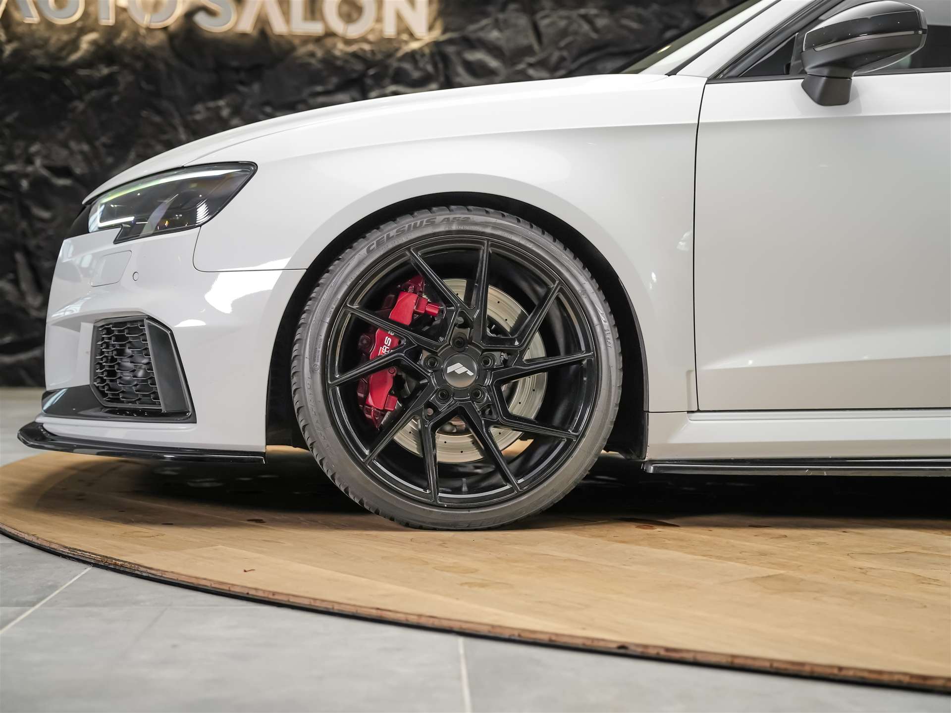 AUDI RS3 Sportback 2.5 TSI quattro S-tronic *Panorama*Eventuri*Maxton*KW*-image-17