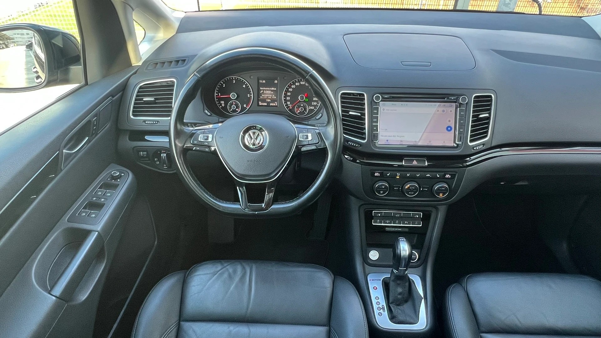 VW SHARAN 2.0 TDI BMT HIGHLINE SPORT 4MOTION DSG l 184 PS-image-22