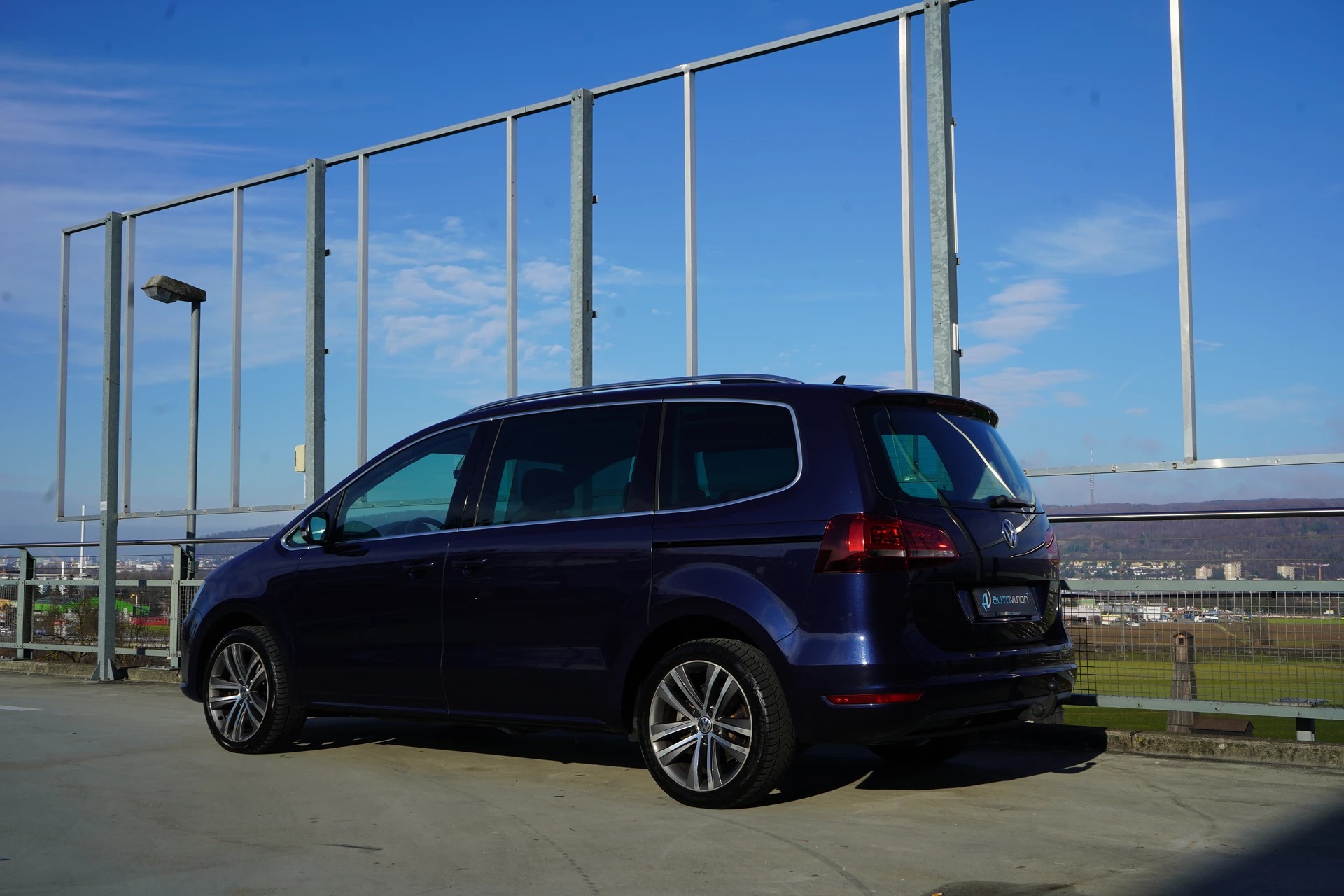VW SHARAN 2.0 TDI BMT HIGHLINE SPORT 4MOTION DSG l 184 PS-image-12