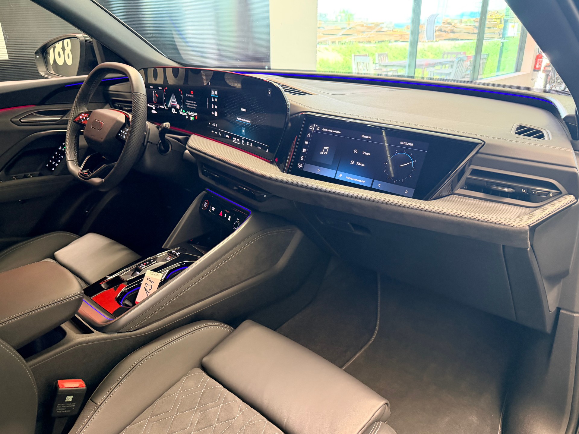 AUDI SQ5 TFSI quattro S-tronic-image-19