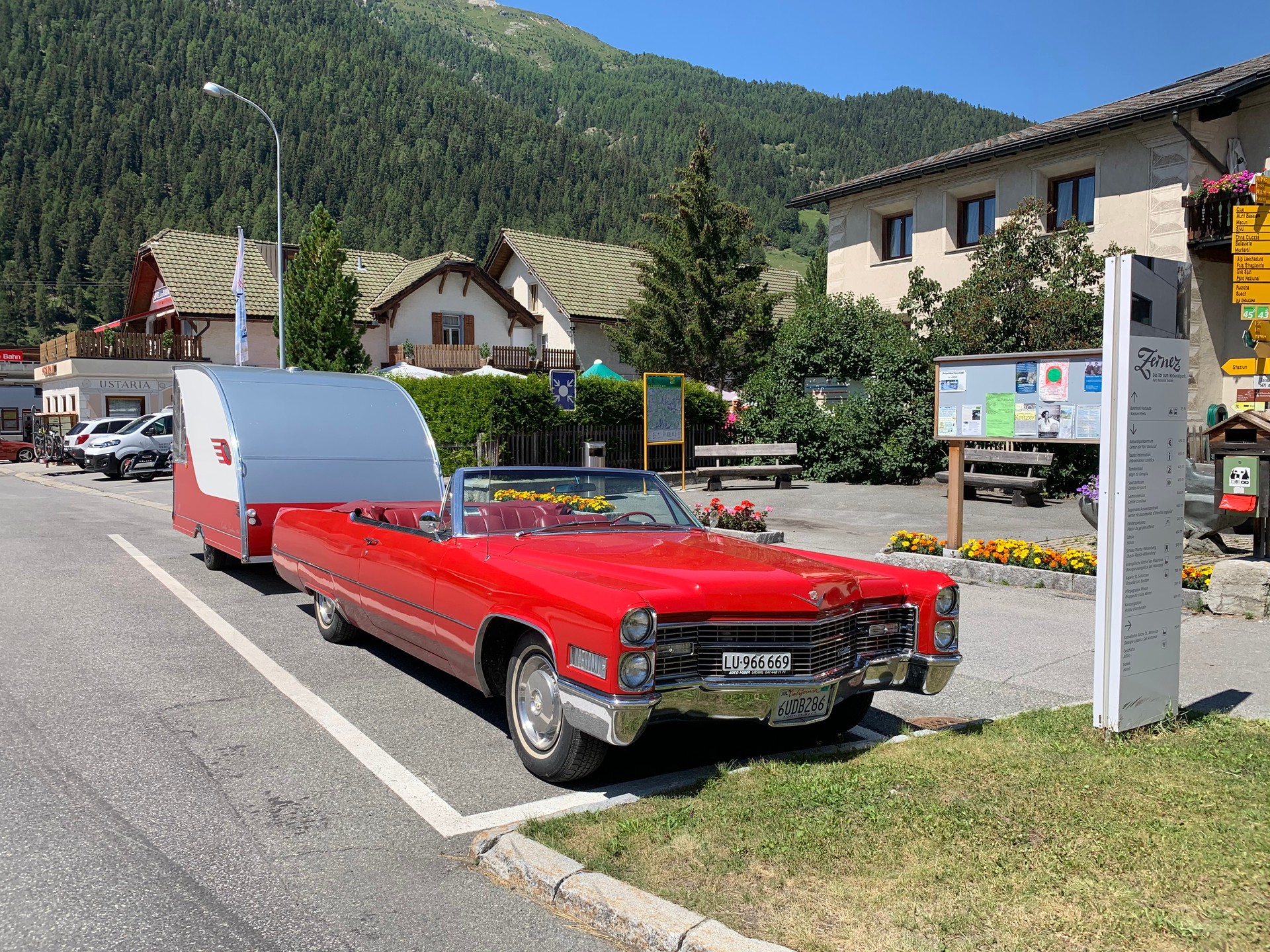 CADILLAC 7.0 V8 Cabriolet mit 345PS-image-11