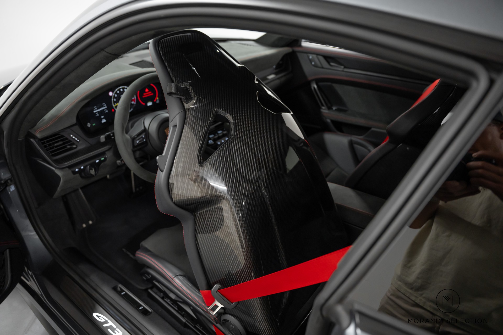 PORSCHE 911 Coupé 4.0 GT3 PDK Weissach-image-16