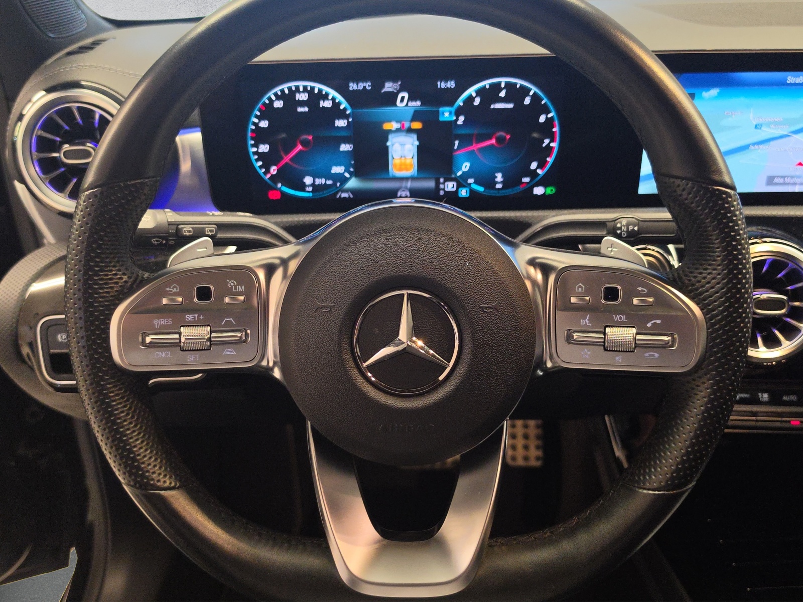 MERCEDES-BENZ A 250 4Matic AMG Line 4Matic 7G-DCT-image-12