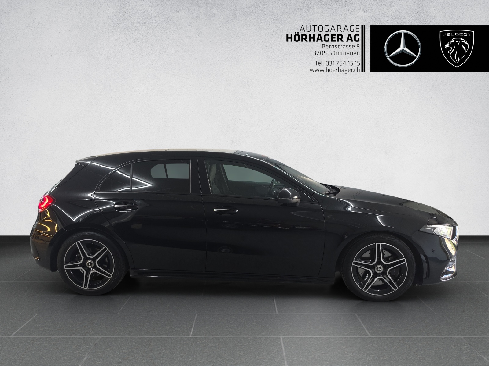 MERCEDES-BENZ A 250 4Matic AMG Line 4Matic 7G-DCT-showroom-element-1