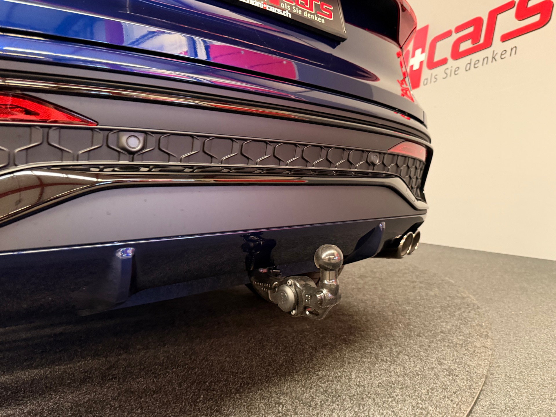 AUDI SQ5 TFSI quattro S-tronic-image-12