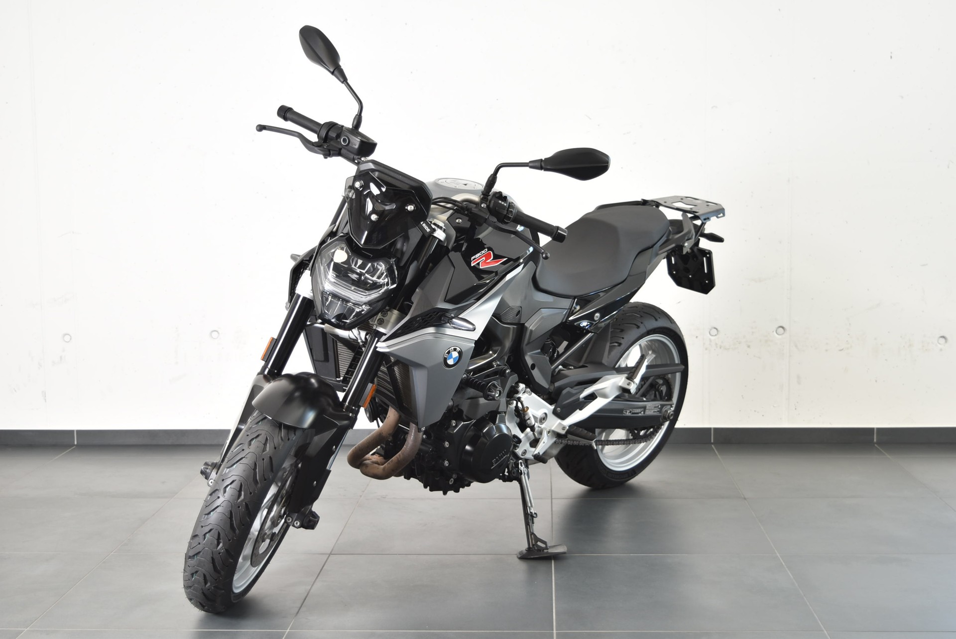 BMW F 900 R-image-1