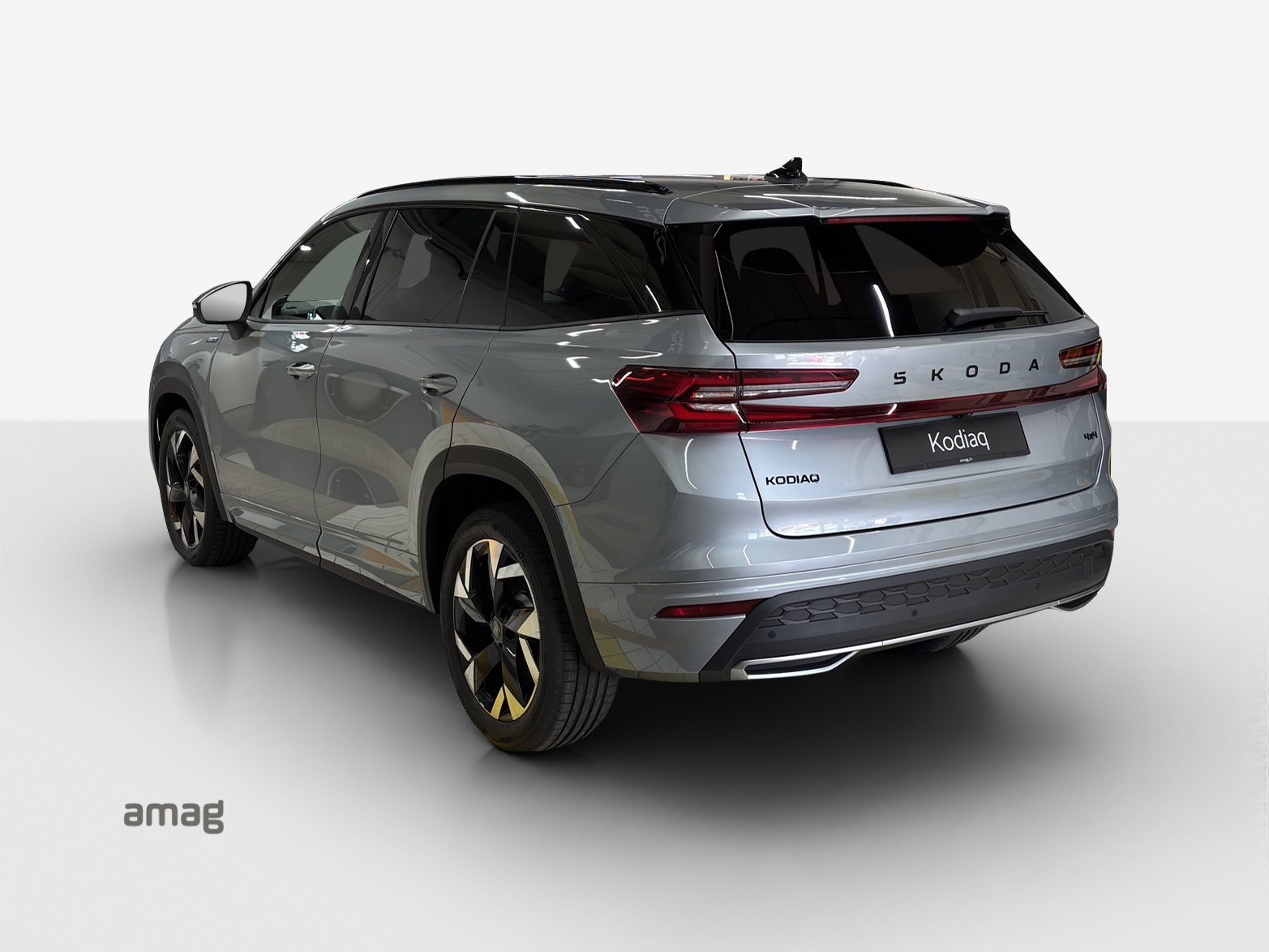 SKODA Kodiaq 2.0 TSI Sportline 4x4-showroom-element-2