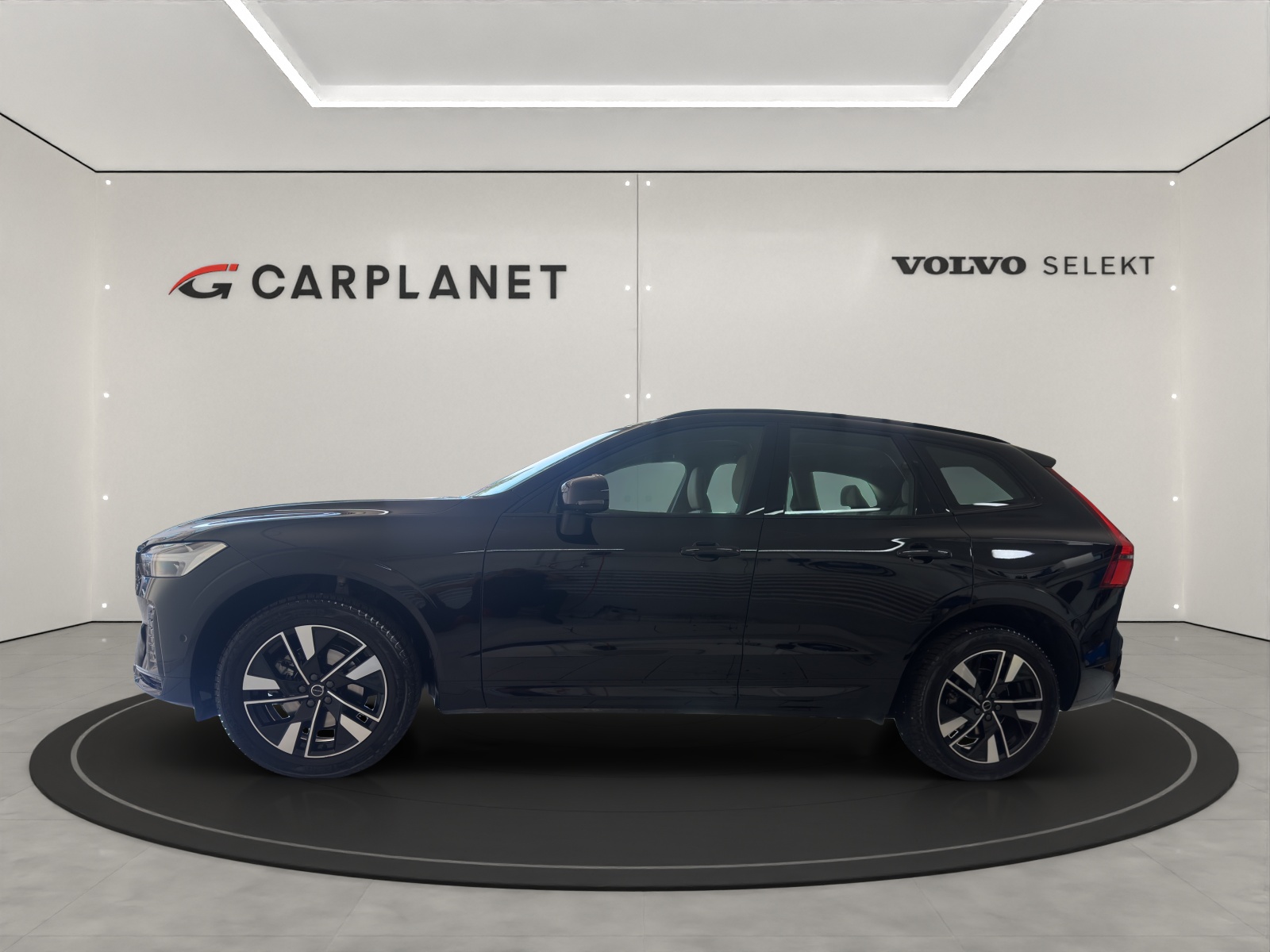VOLVO XC60 2.0 B5 MH Plus Dark AWD-image-6