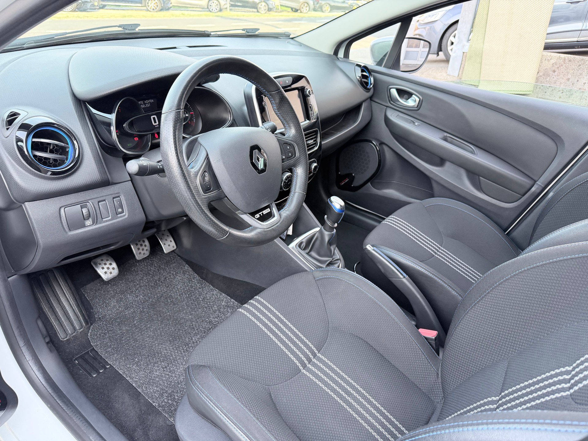RENAULT Clio 1.2 16V T GT Line+++AB MFK+++-image-5