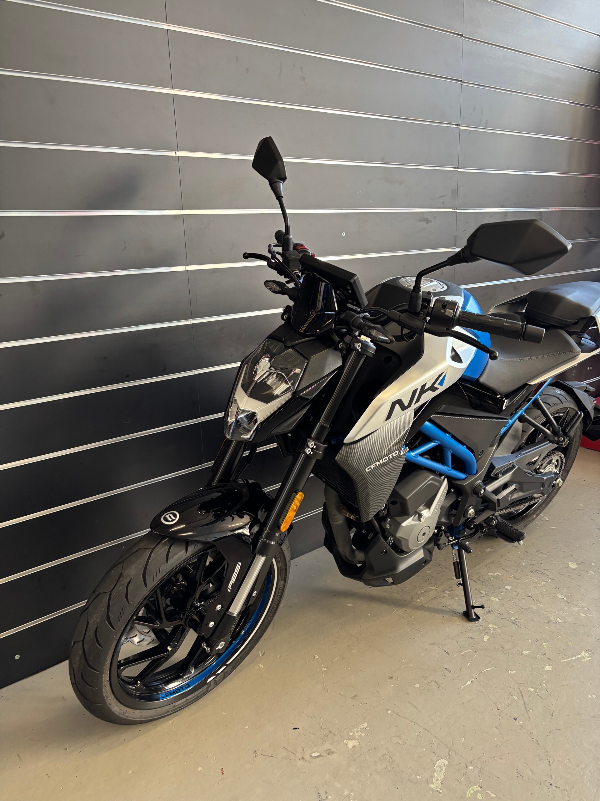 CF MOTO 300NK-image-4