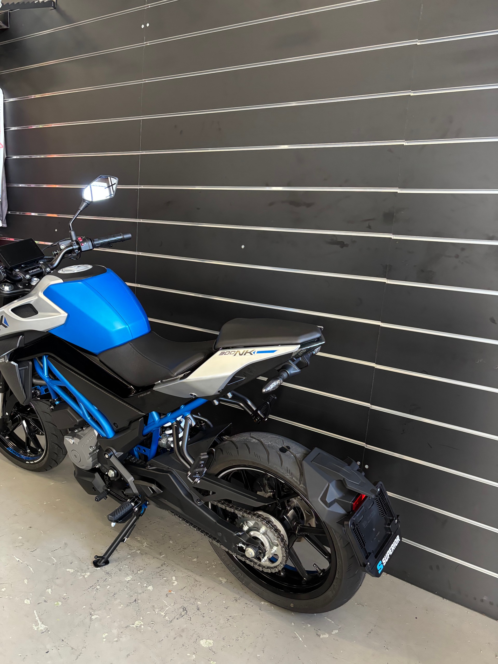 CF MOTO 300NK-image-5