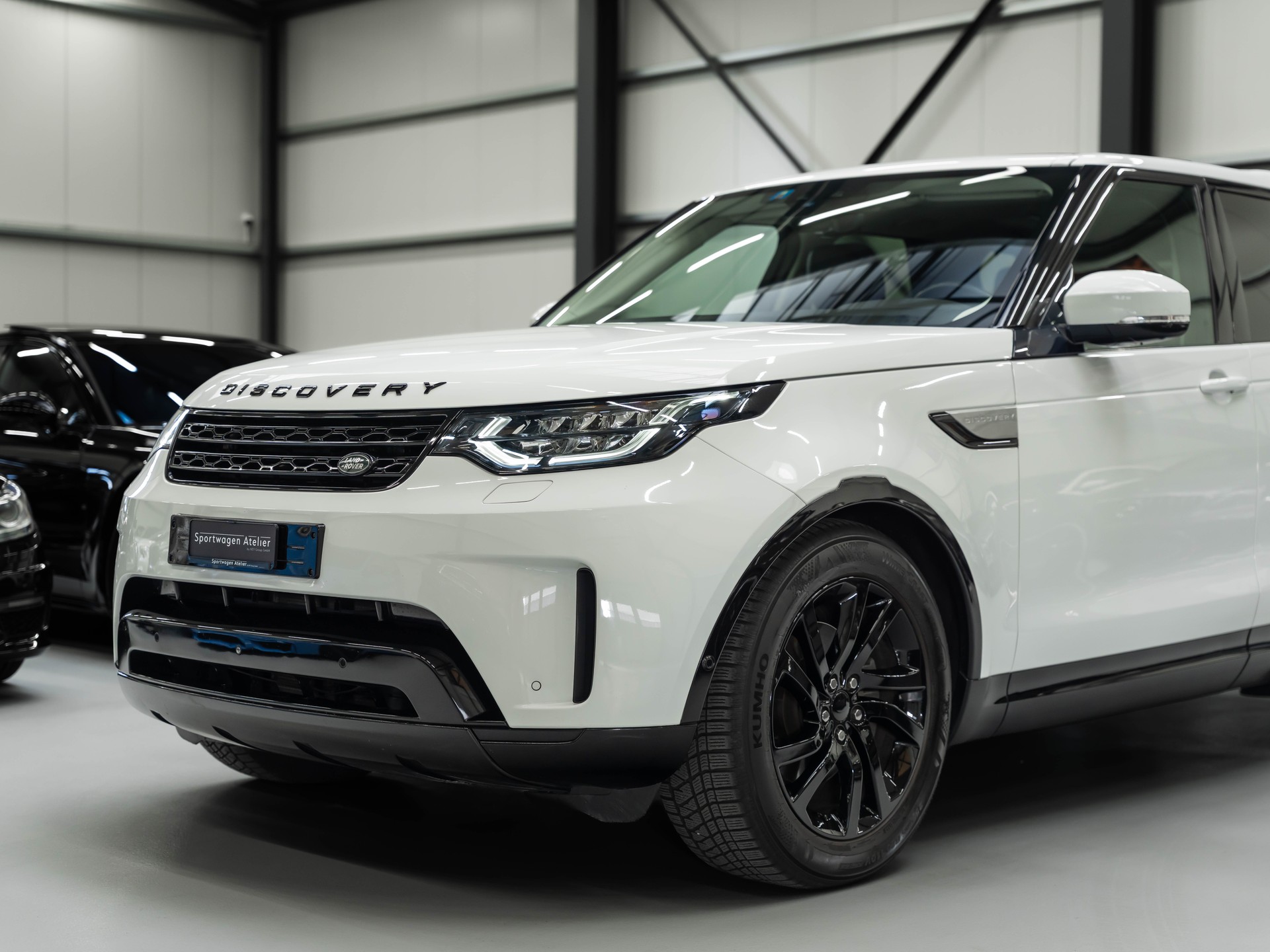 LAND ROVER Discovery 2.0 SD4 HSE Automatic-image-14