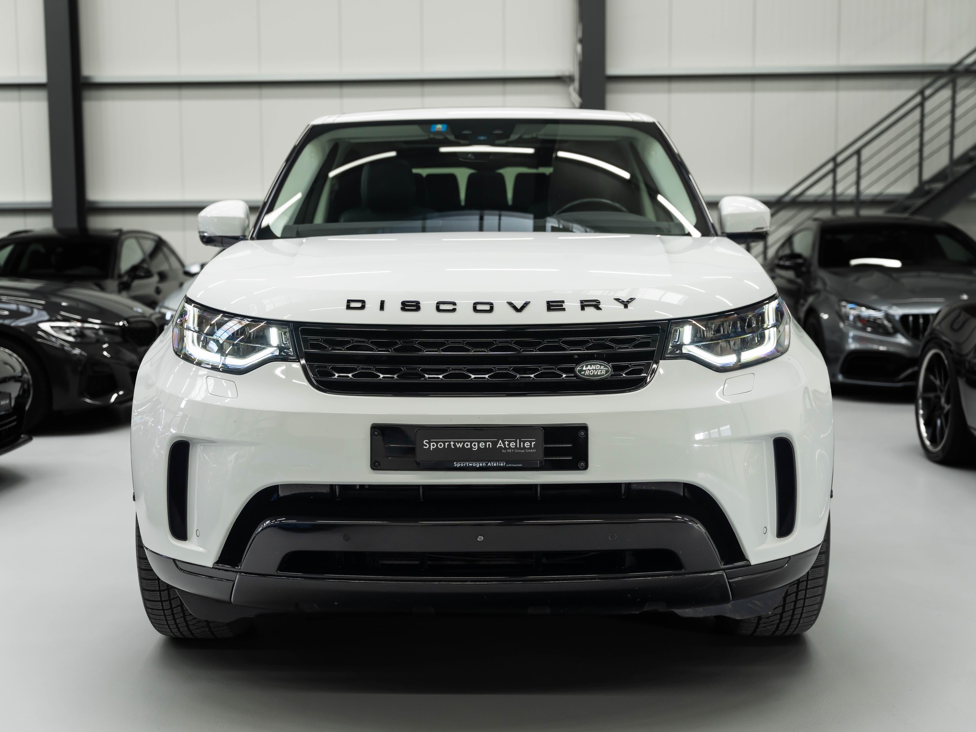 LAND ROVER Discovery 2.0 SD4 HSE Automatic-image-4